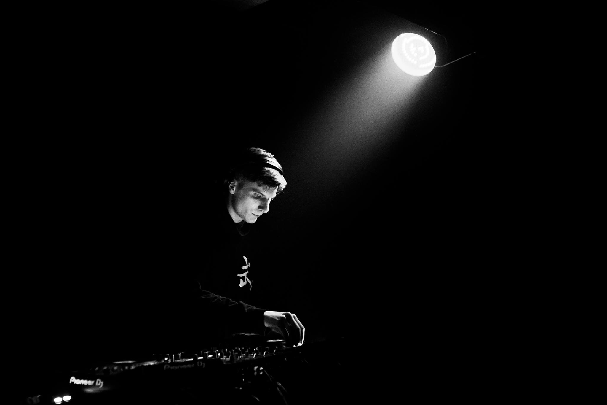 Construct destruct By Sturm 2019. Sandra Garanca Portrait and event photographer