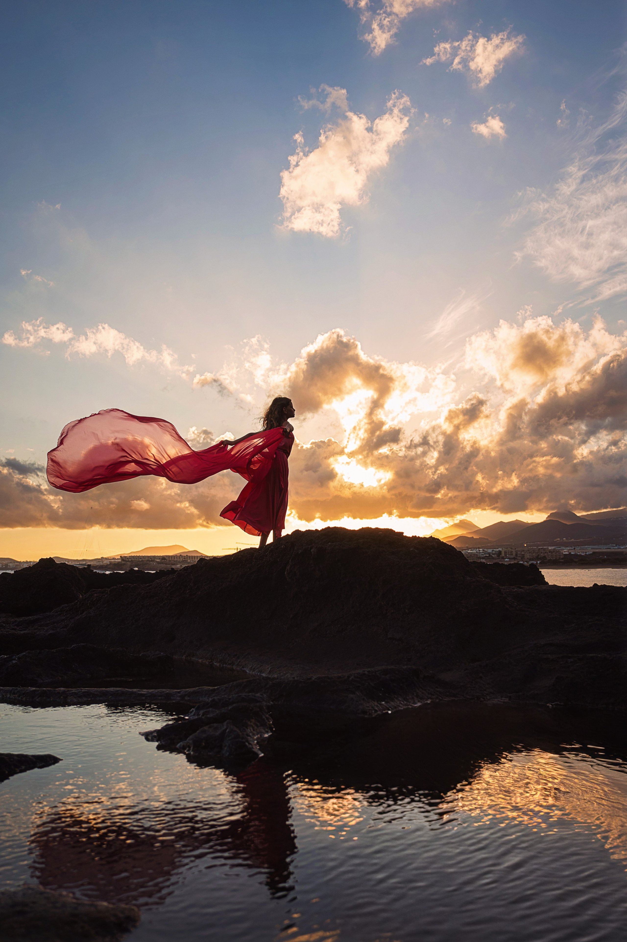 Coral pink girl dress 20€. Professional photography in Tenerife Tania Bonnet