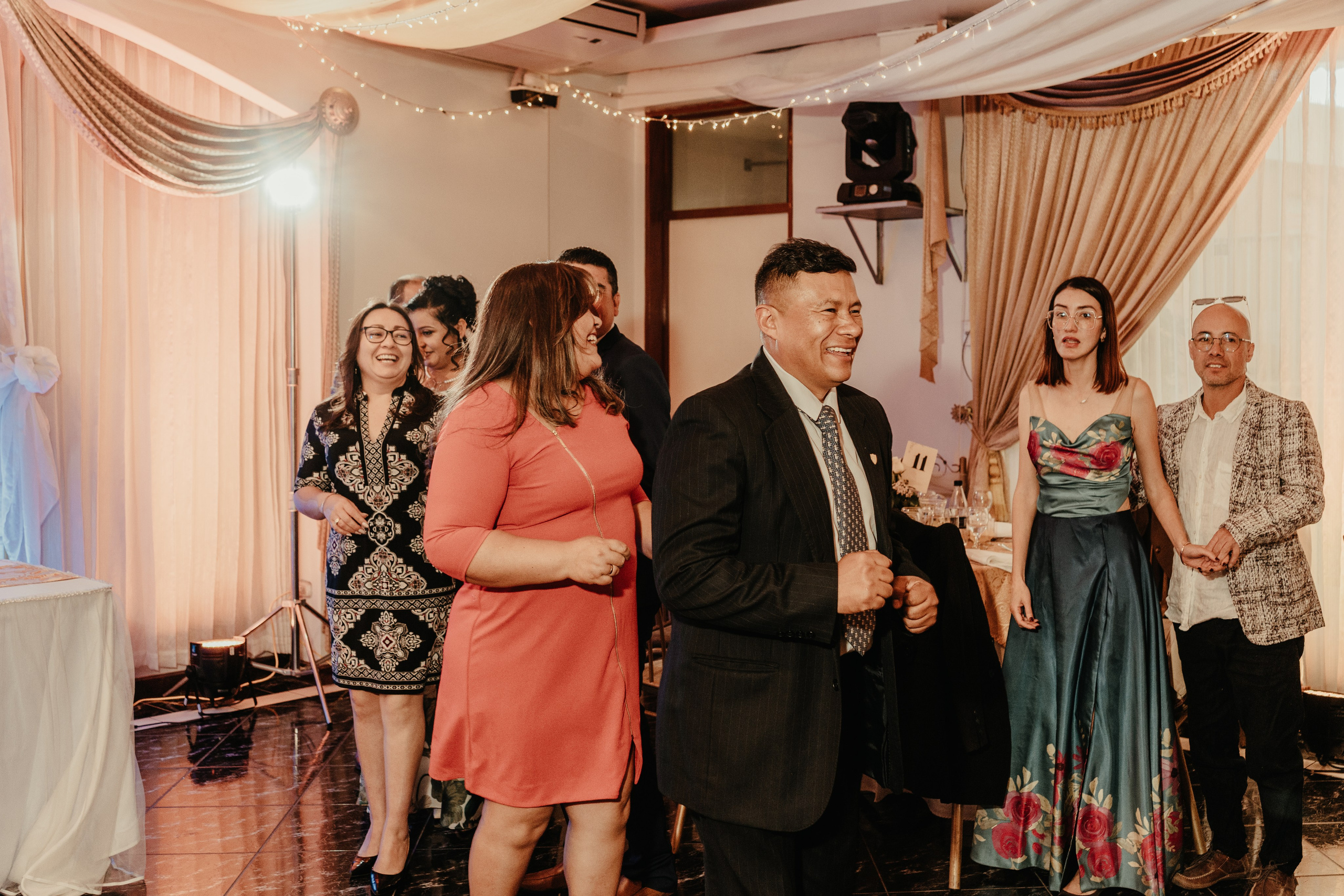 VANESSA + FRANKLIN BODA RELIGIOSA. Studio KVTA | Fotografía y Video de Bodas en Arequipa