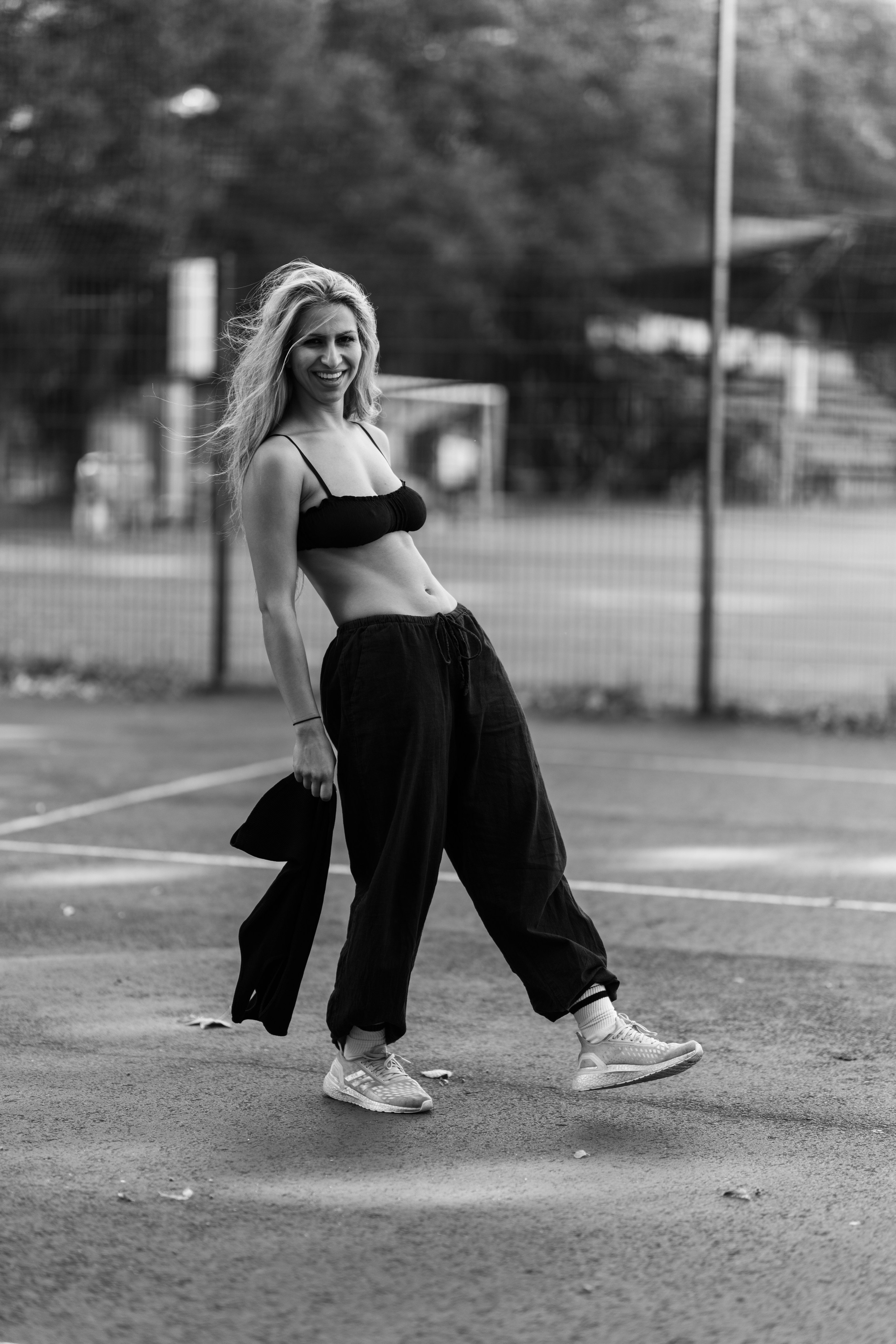 Mitra. Wedding and potrait photographer in Helsinki Vickan O