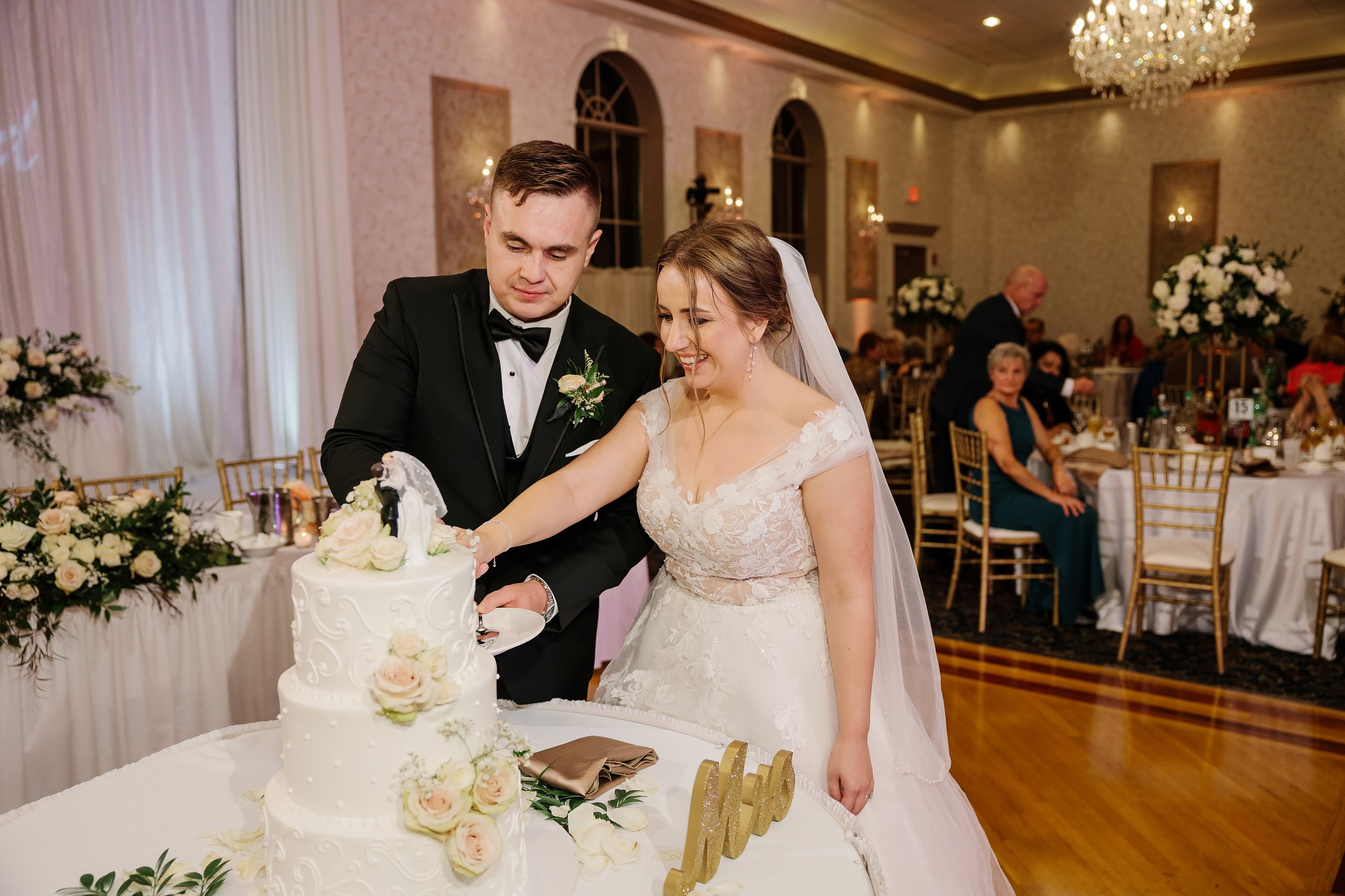 05.10.2024 Wedding. Wedding family event photographer in Chicago Nick Yushevich