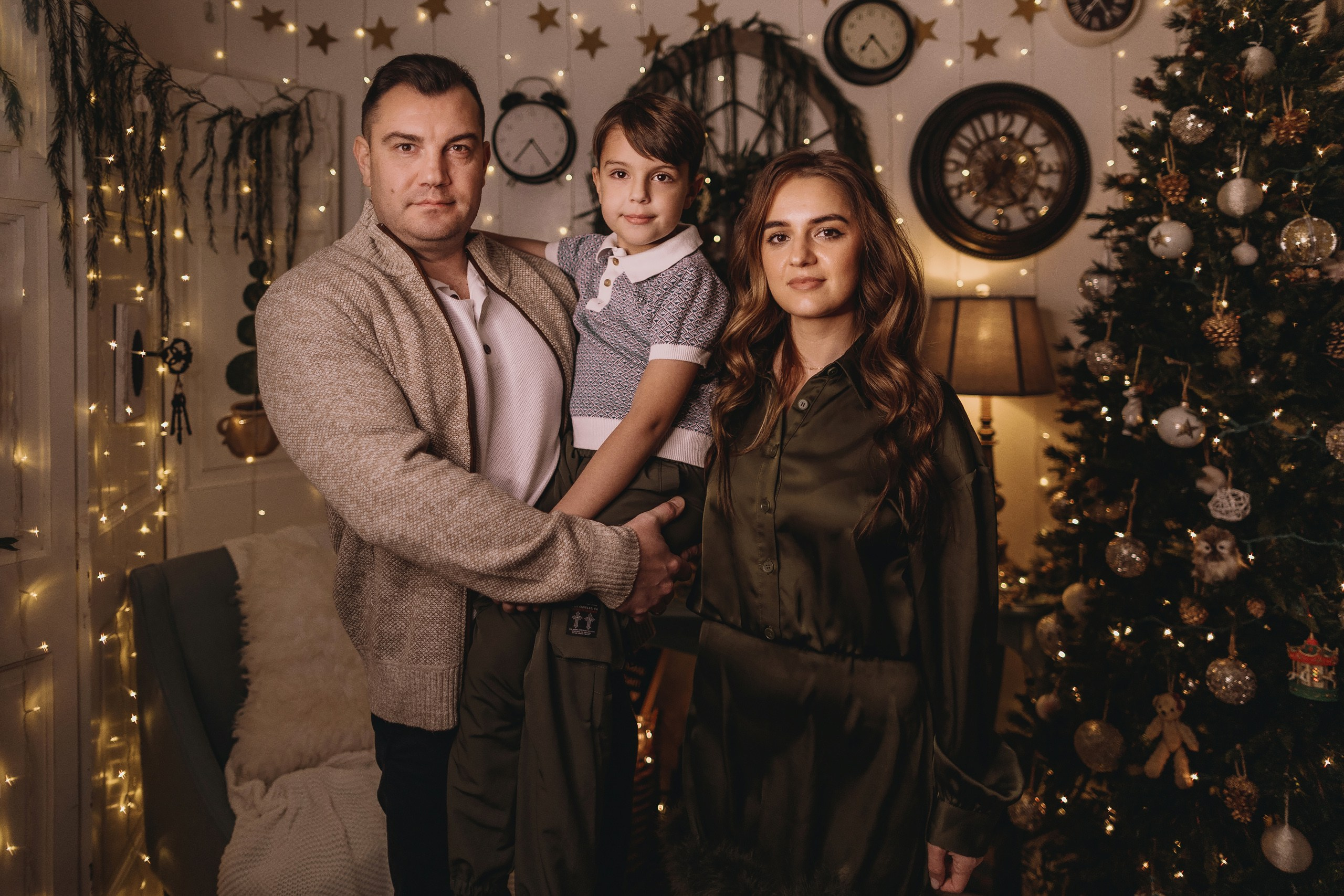 11.28.2025 Christmas Photoshoot. Wedding family event photographer in Chicago Nick Yushevich