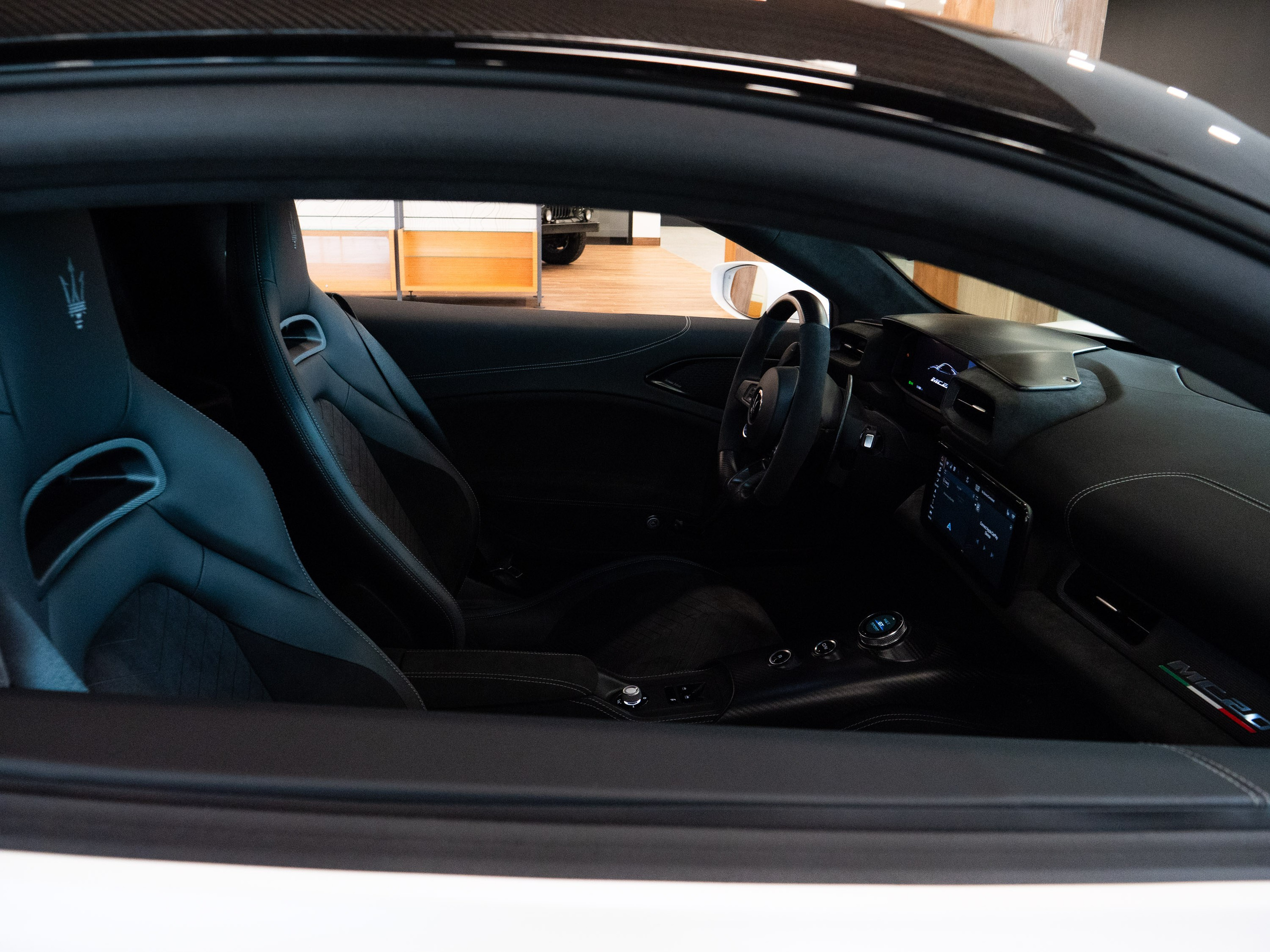 Maserati MC20. Dimitri Ilkov Photography — Capturing Life’s Moments in Edmonton, Cana