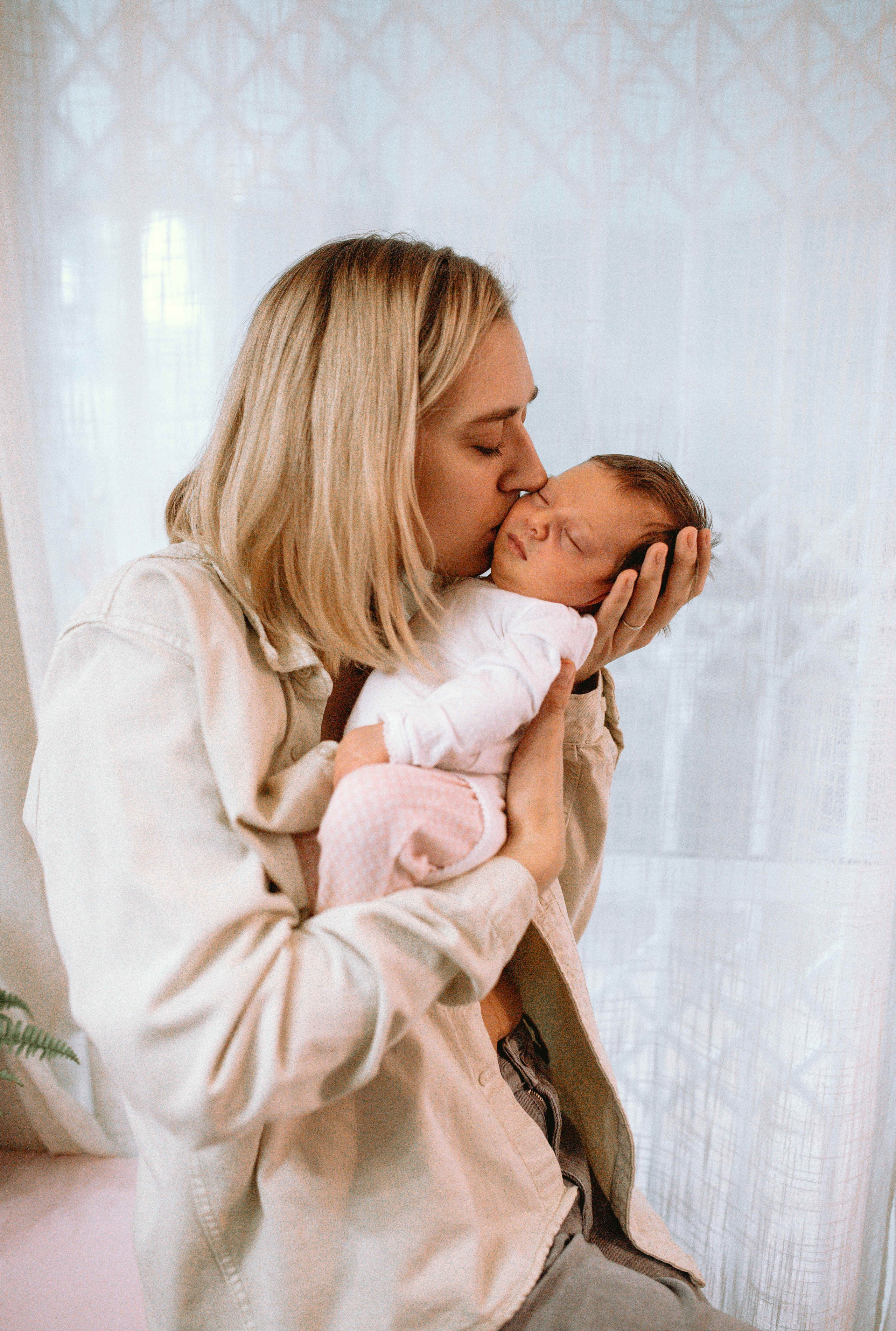 HOME PHOTOSESSION NEWBORN. Https://shi-photo.com/