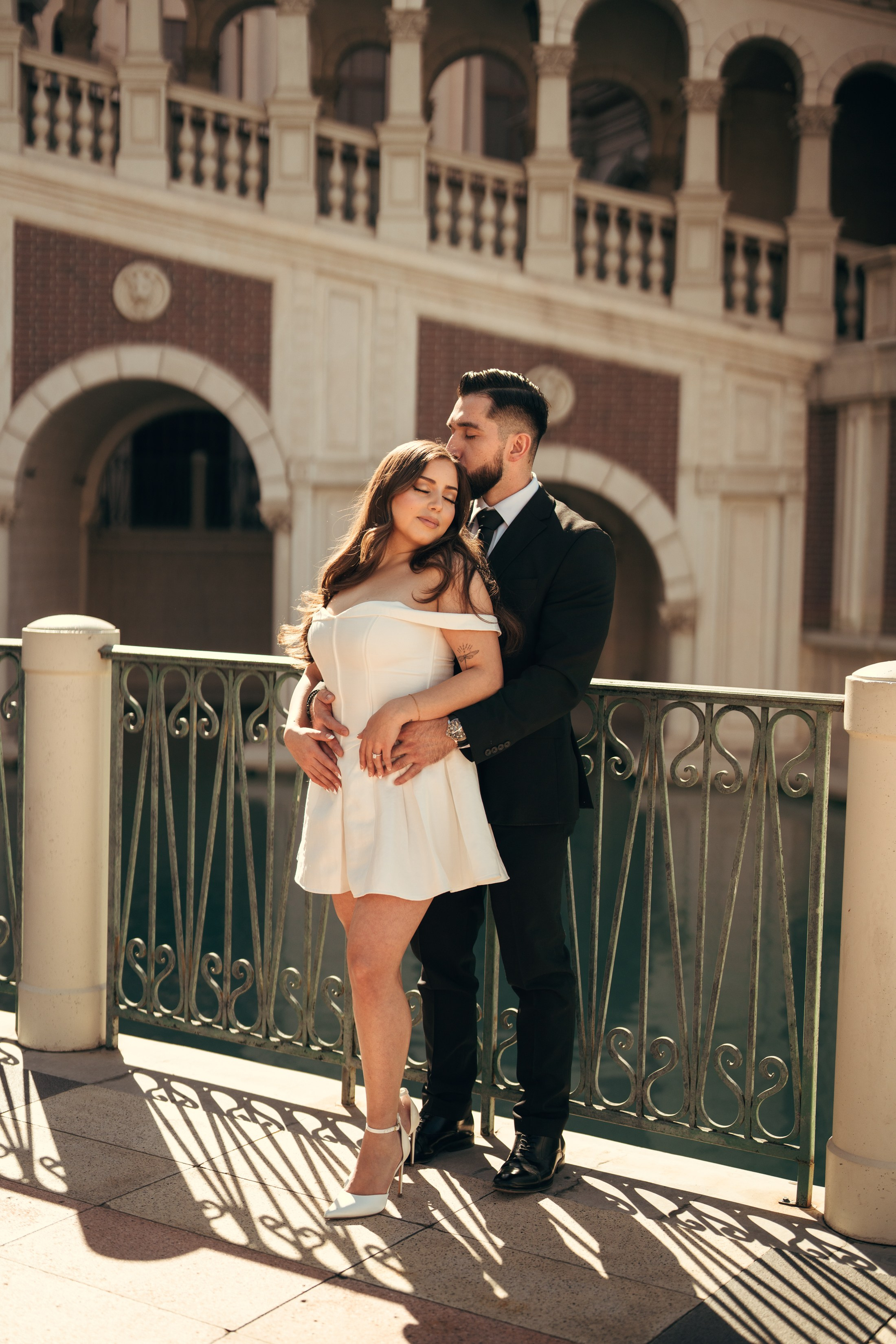 Kasandra&Viktor. Wedding & elopement photographer Viktoriya Kravtsov. Las Vegas