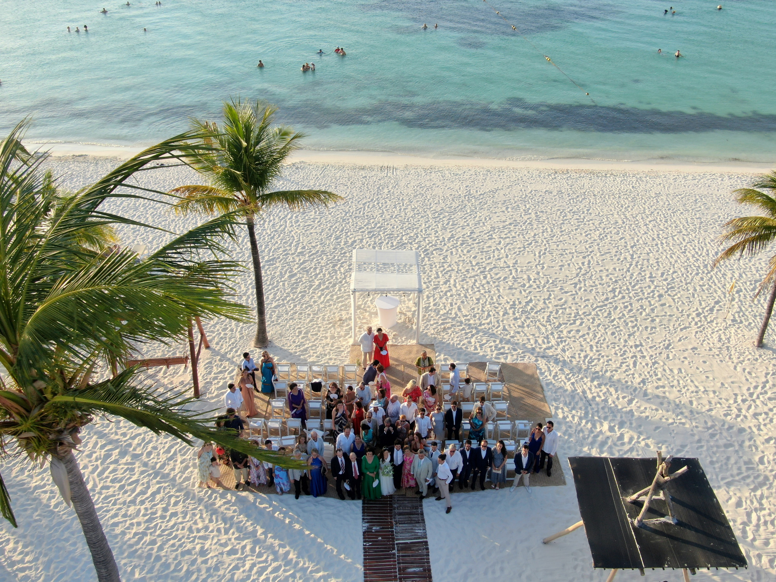 Wedding Photo Cancun. Alfredo Vazquez Wedding Films & Photography | Mexico & Destination Weddings