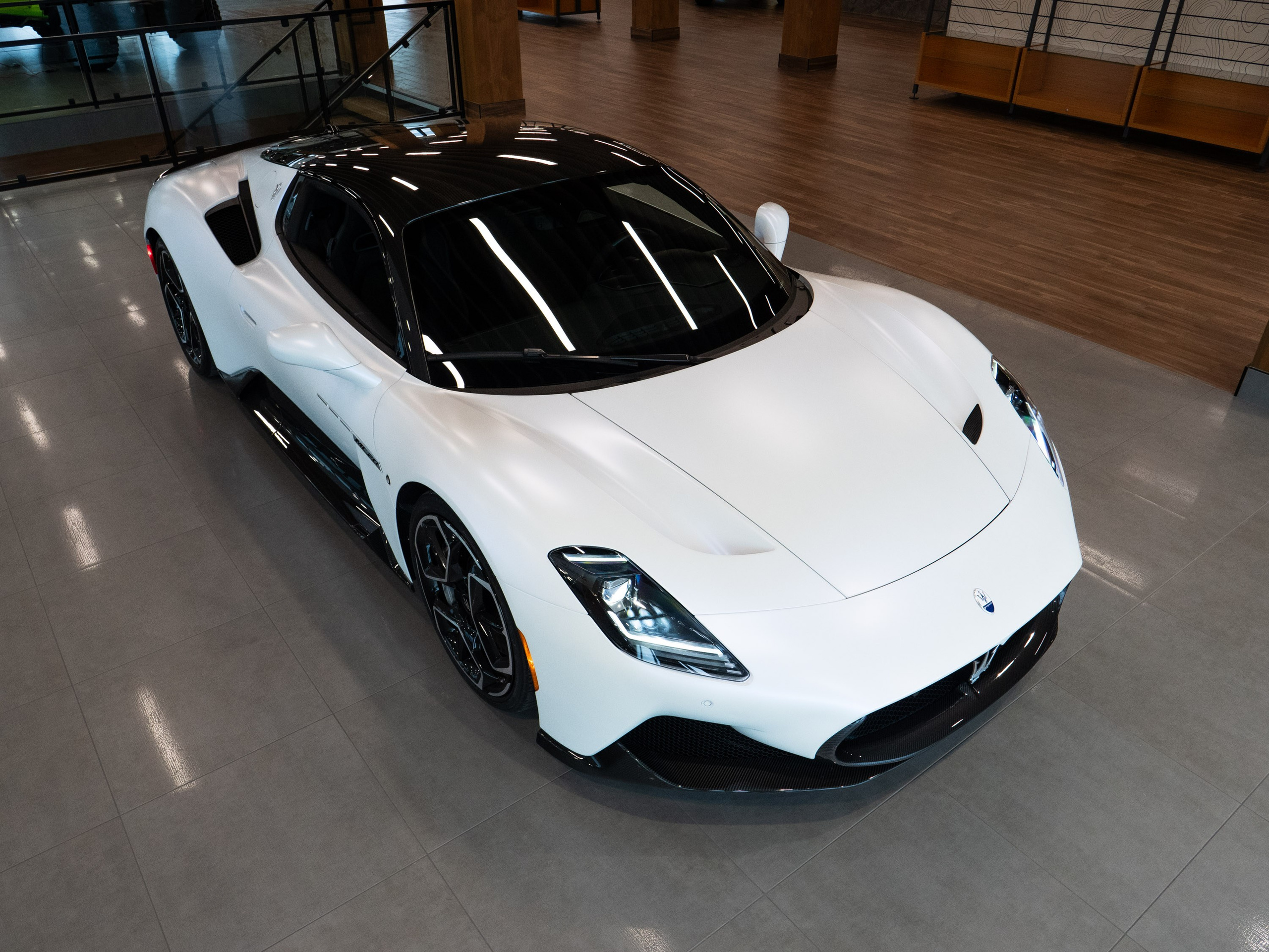 Maserati MC20. Dimitri Ilkov Photography — Capturing Life’s Moments in Edmonton, Cana