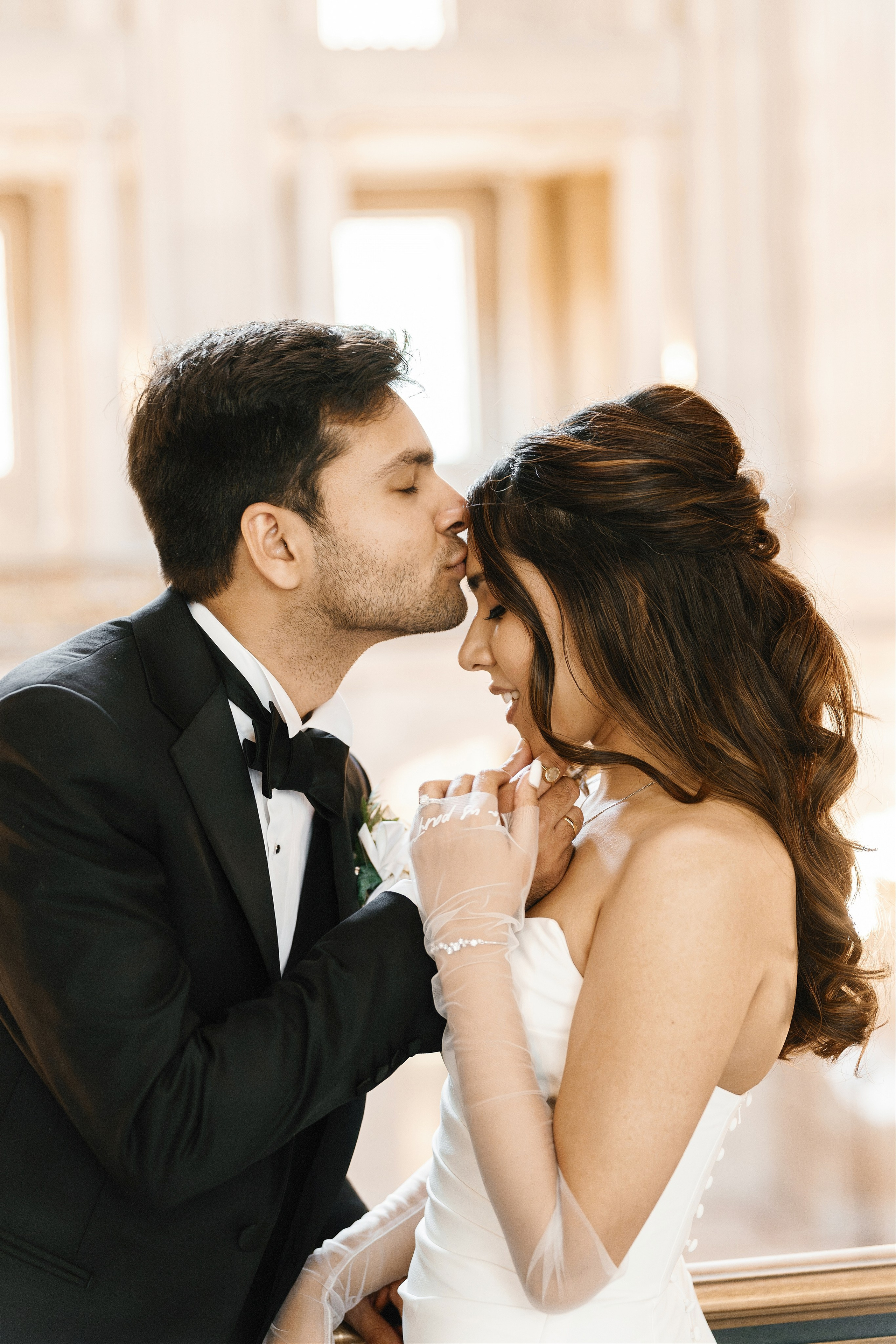 San Francisco City Hall Wedding. Wedding Photography & Videography Team in California, Los Angeles, San Francisco, San Diego and Travel