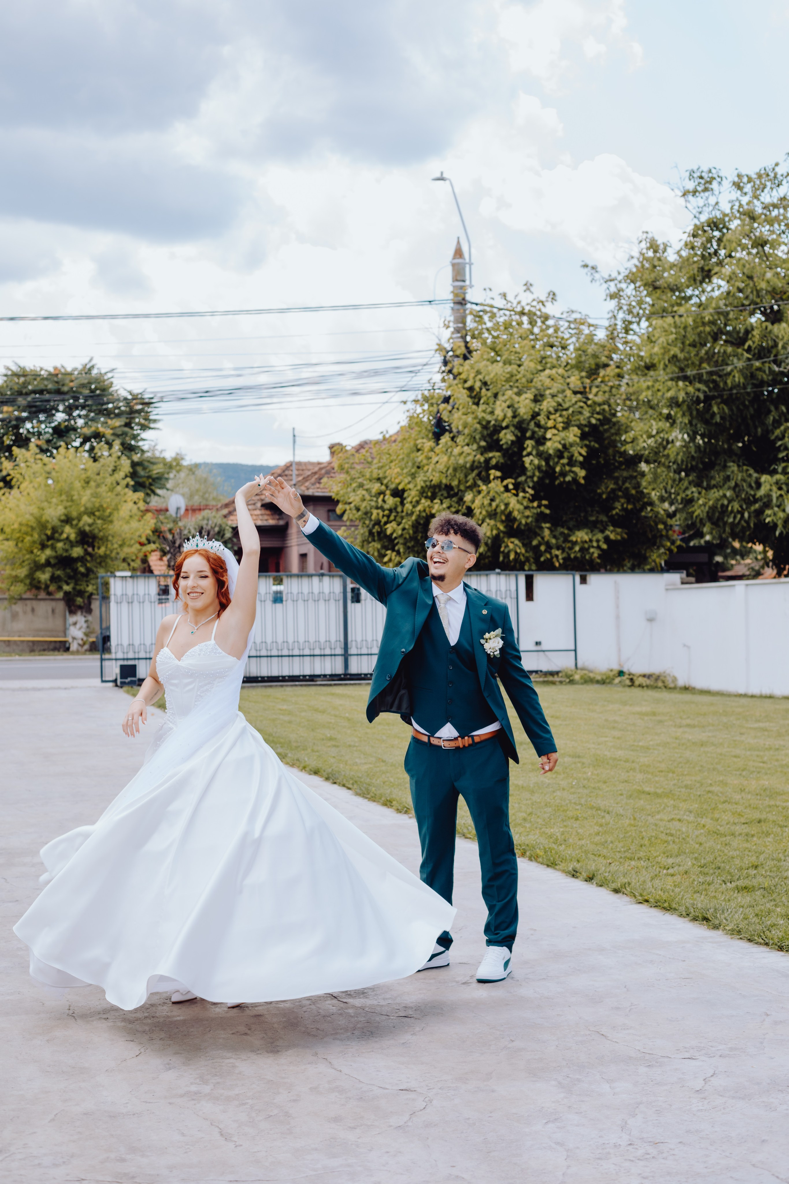 Paul & Maria. Wedding & couple photographer from Romania Rut Vetan