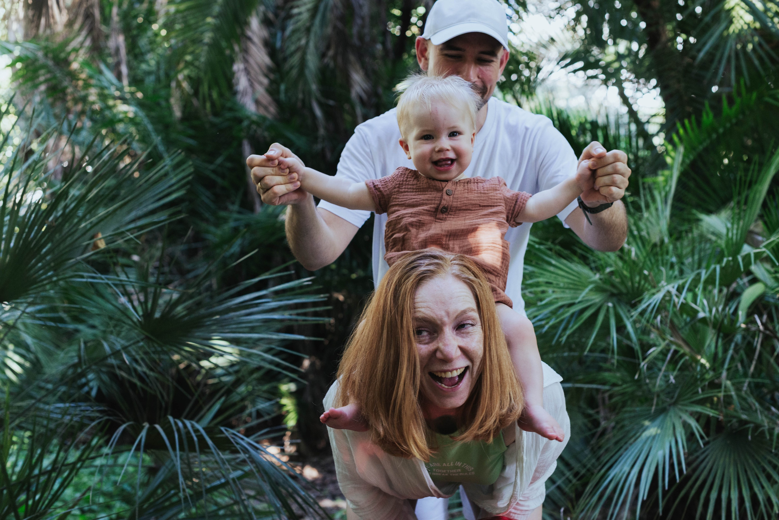 The day they turned one. Photographer @elmirkami in the city of Buenos Aires
