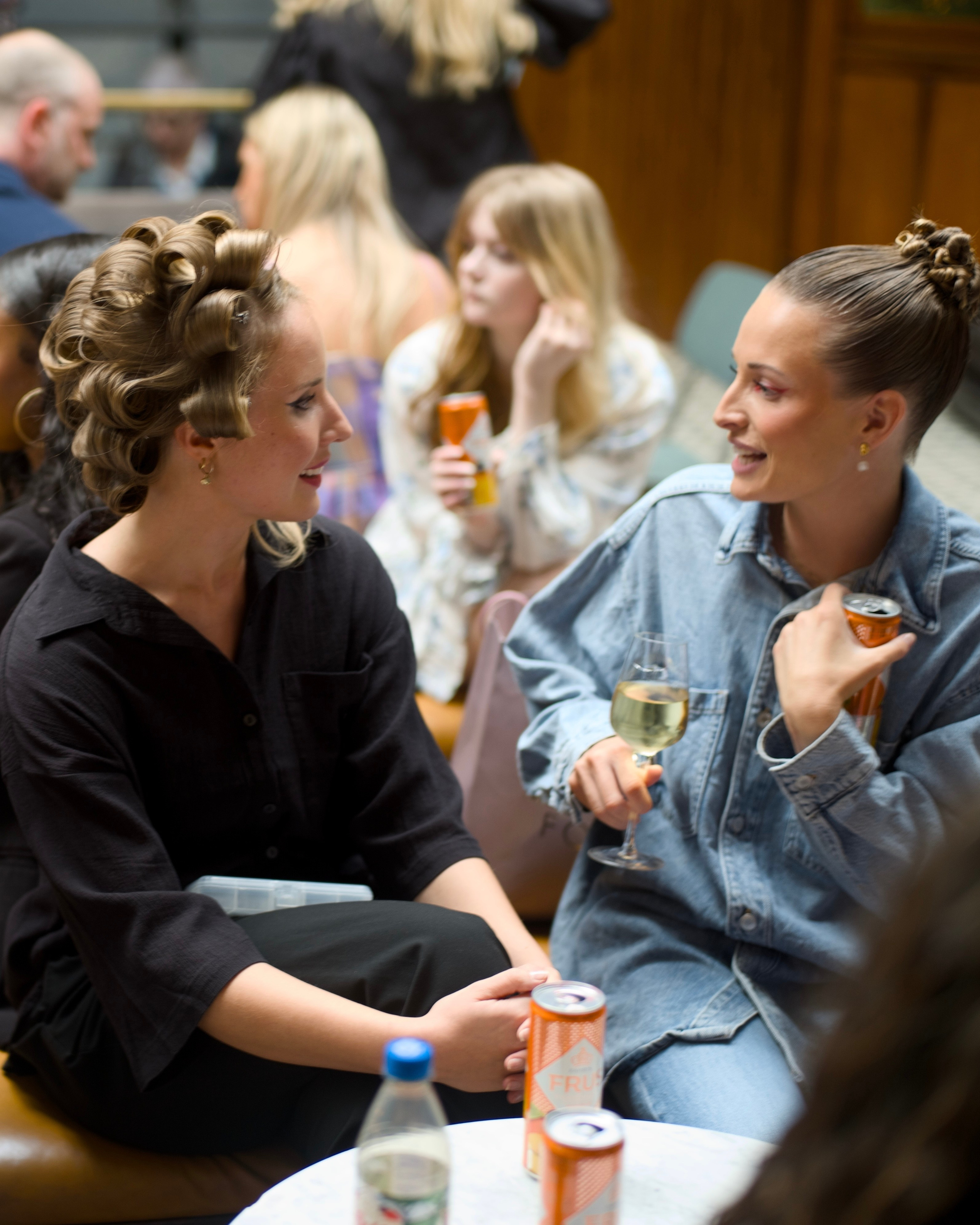 Bedrift. Foto som Kunst. Anastasia Majestic Kunstkaper, Make-up Artist, Stylist