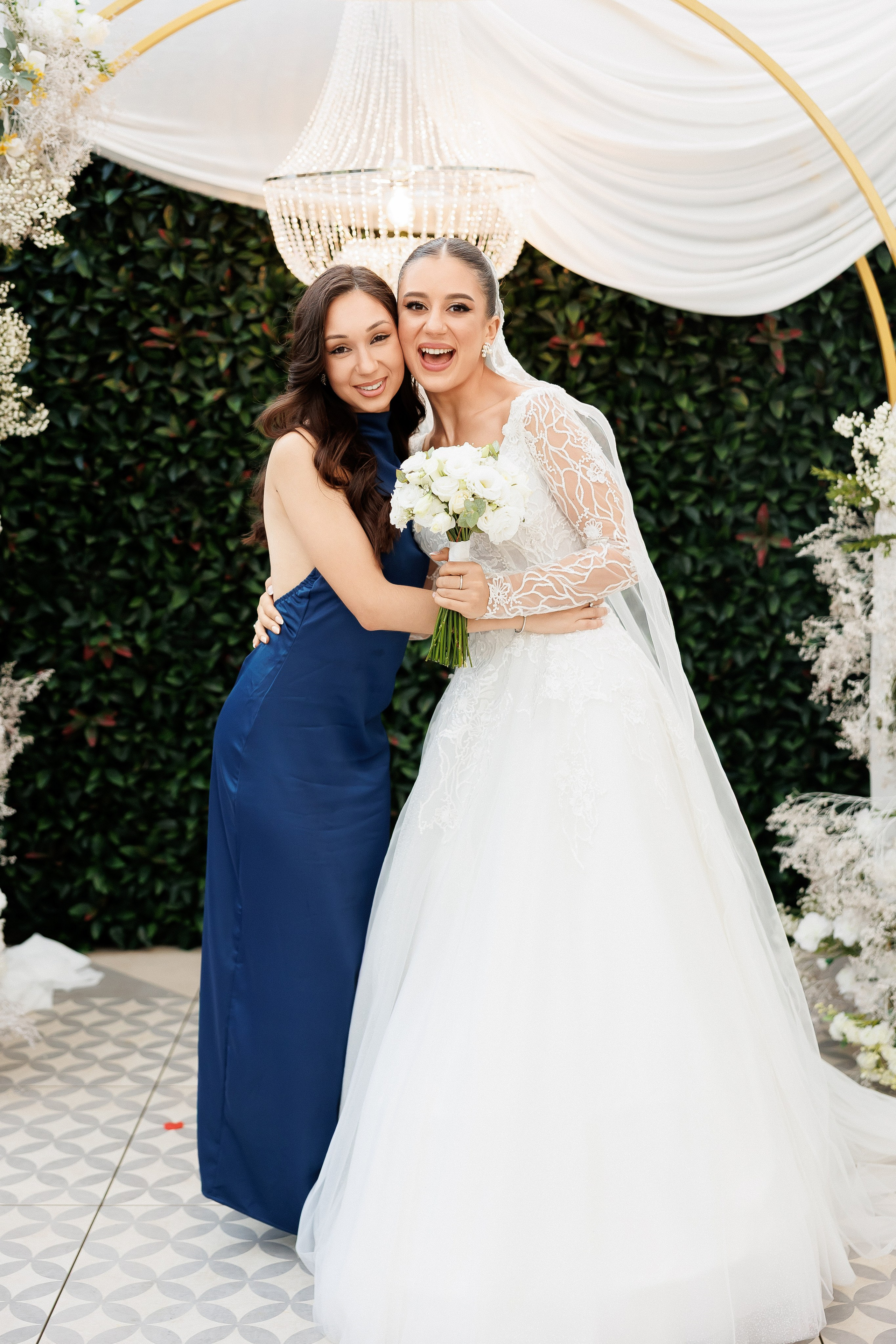 Serghei & Erica — Queen Residence. Servicii Foto și Video 067188353