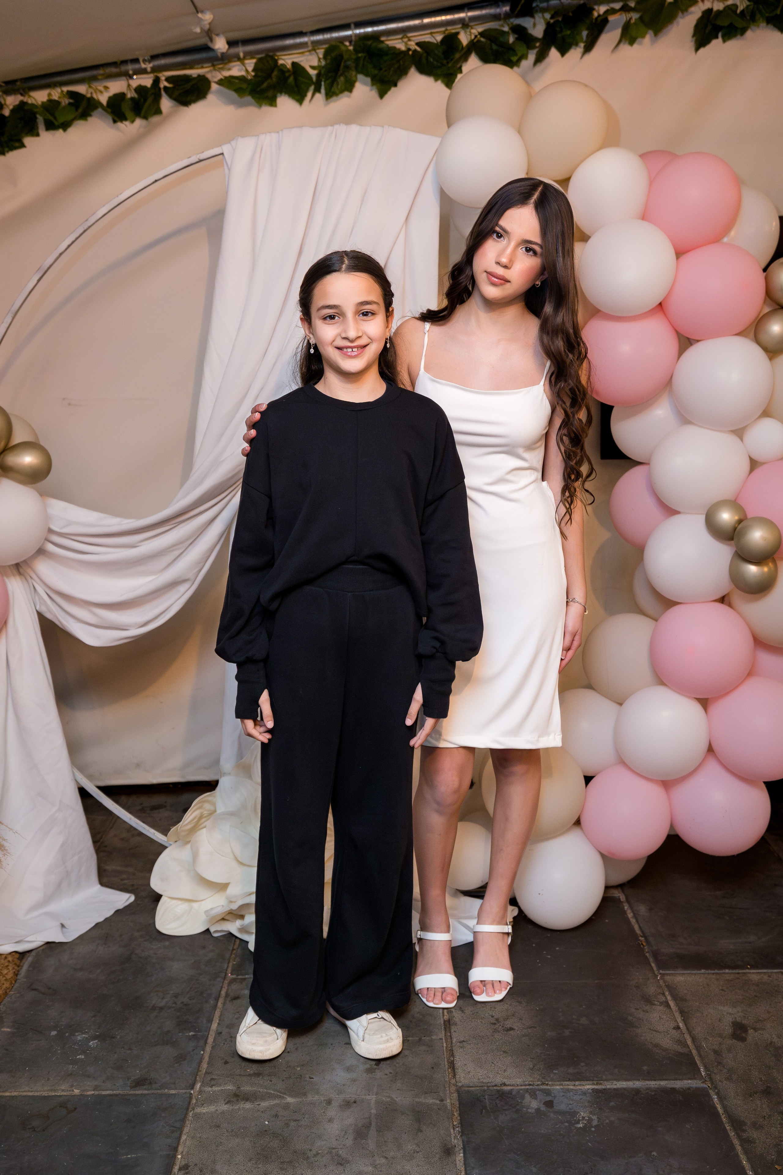 Noya. AMIR BUCHNIK PHOTOGRAPHER