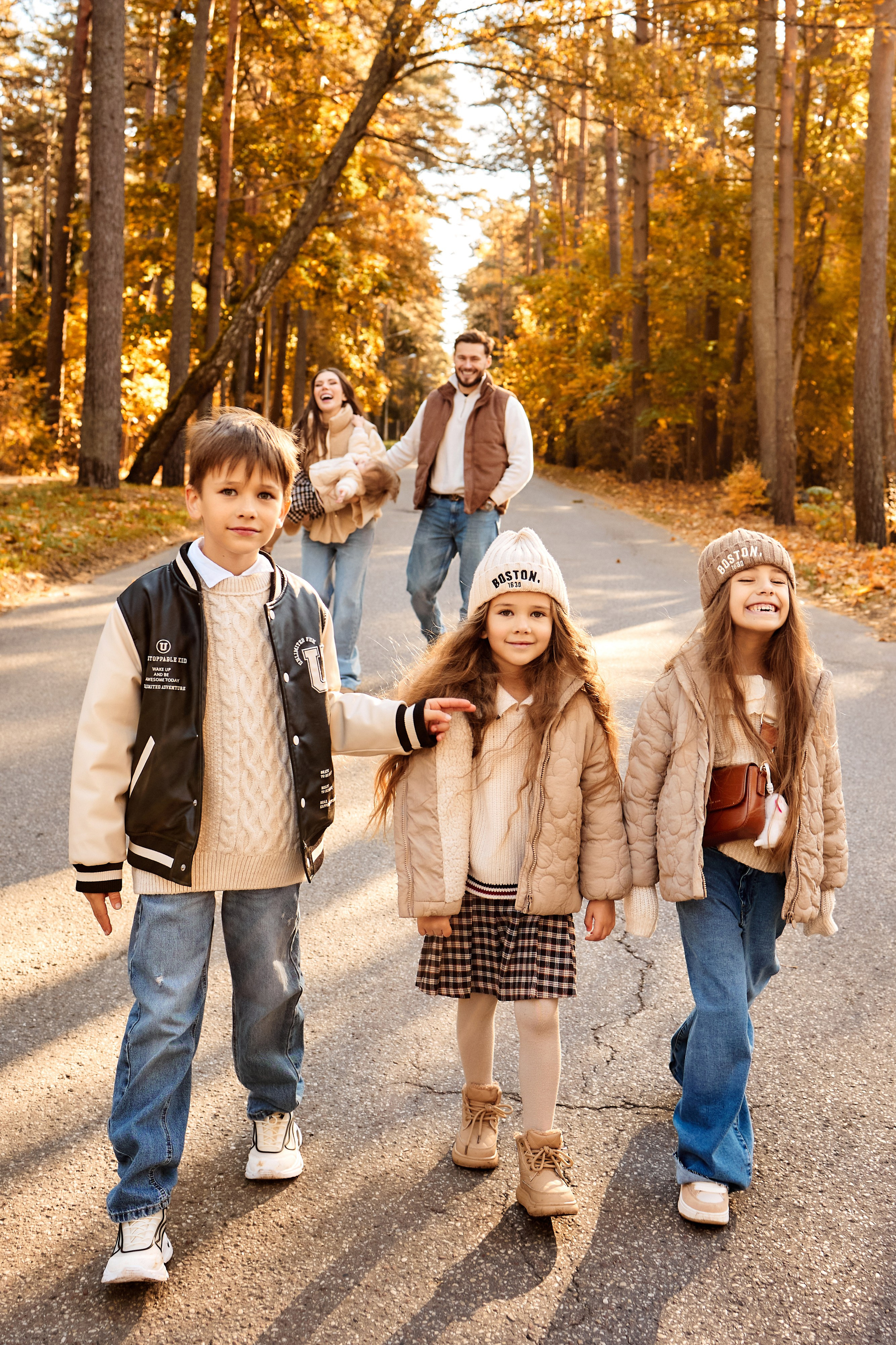 Family photo shoot for a millionaire blogger. Destination wedding and fashion photographer in Riga Igor Davidovich