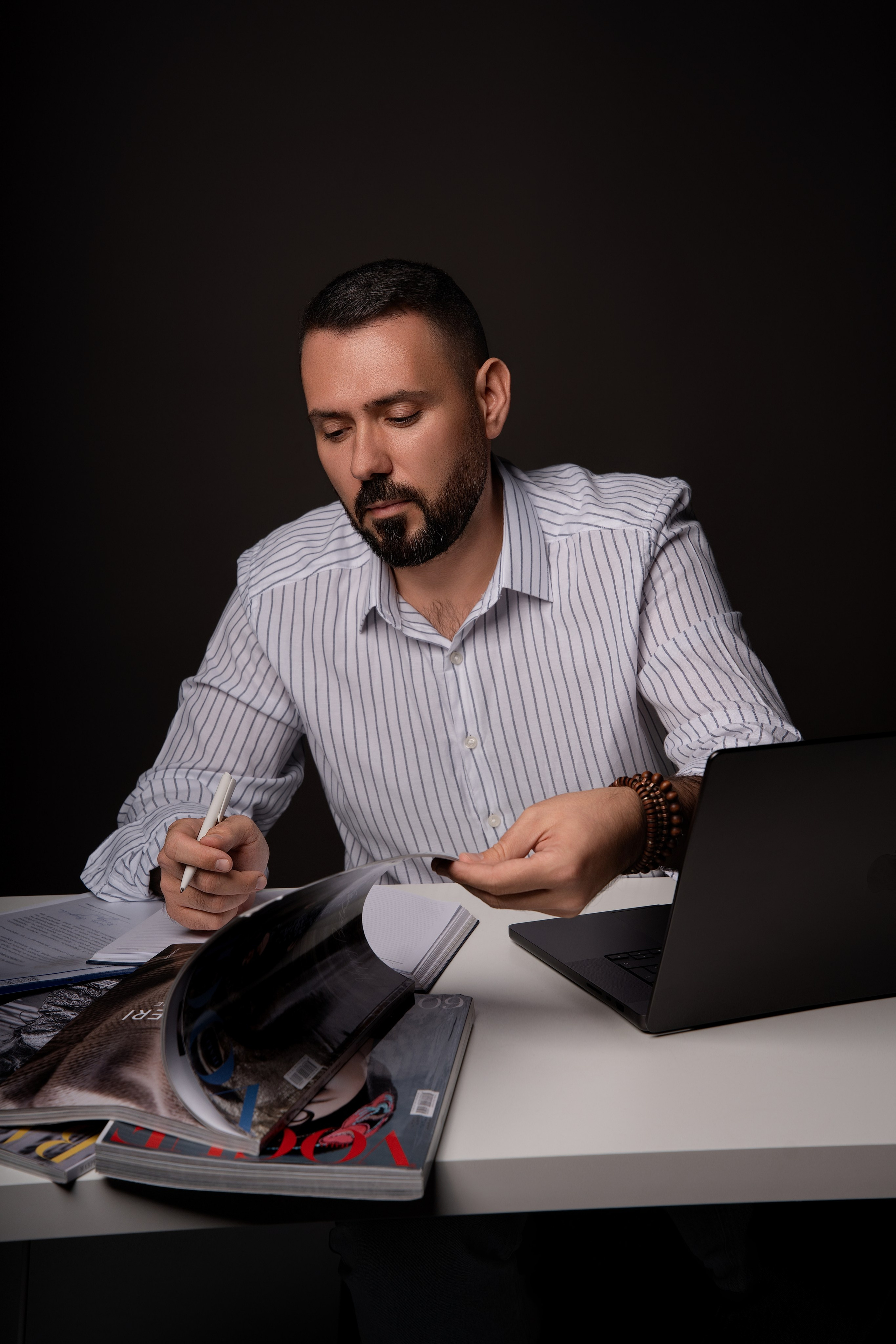 Business. Dian Ivanov — Professional Photographer