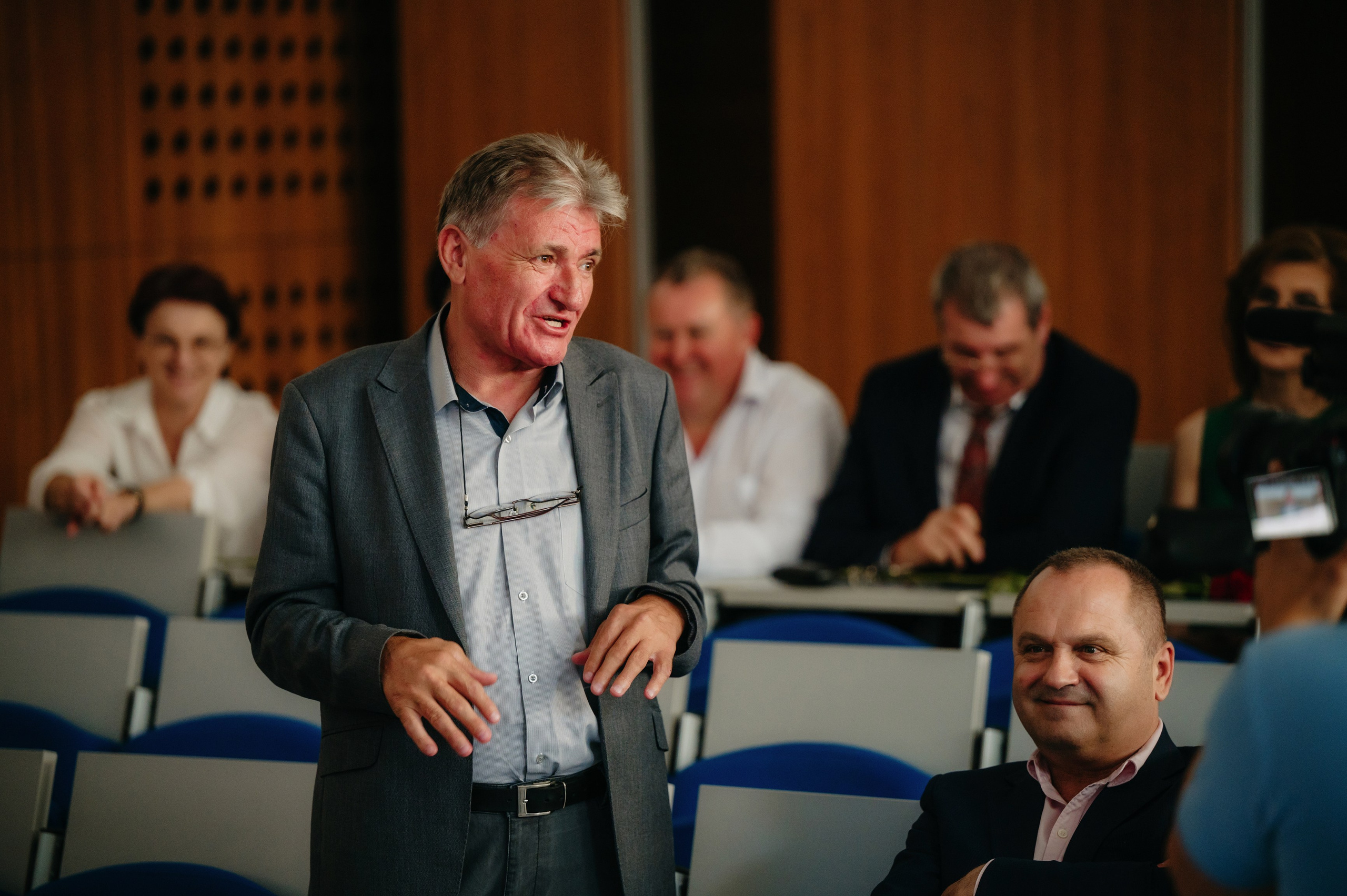 Medicina Veterinara — dupa 30 de ani…. Laurentiu Stefan StoryTeller