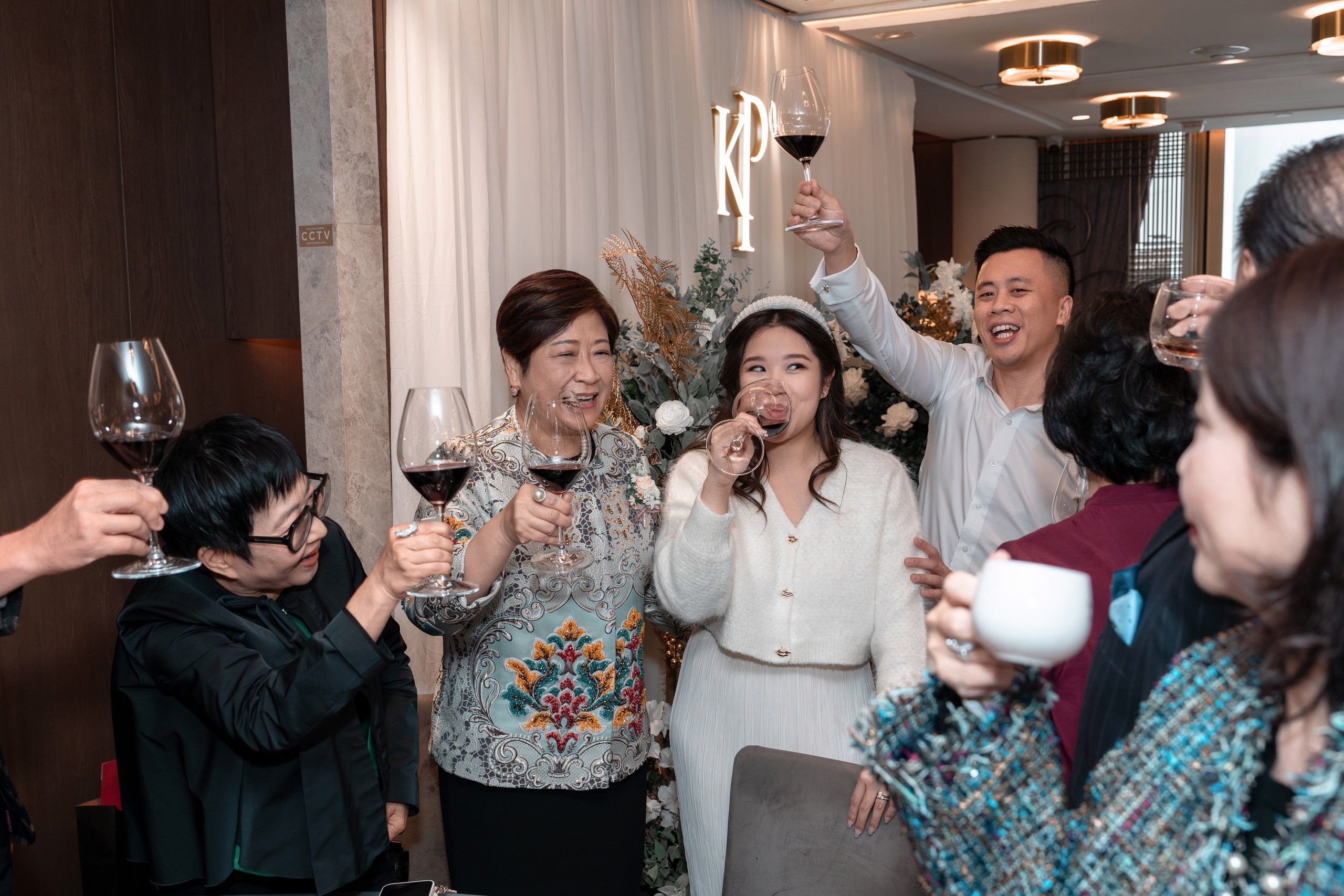 KELLY & PHOBY. PHOTOGRAPHER IN HONG KONG (WEDDING, FASHION, FAMILY, EVENTS)