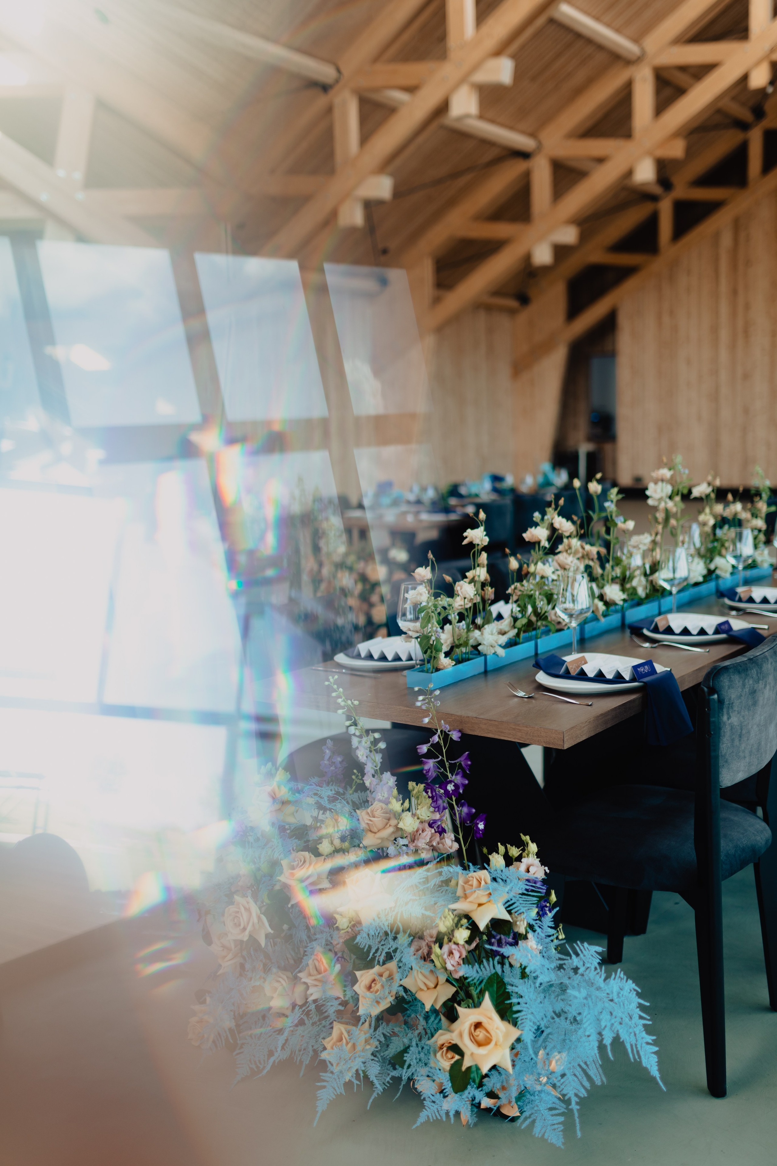 Styled shot at The Barn, Cluj. Fotograf de nunta — documenting your love story with a touch of editorial — wedding photographer