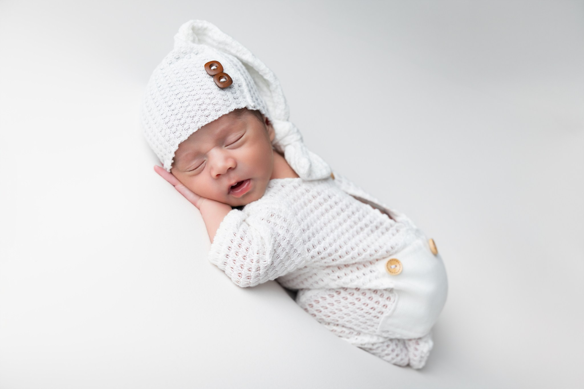 Adriel Newborn Photoshoot. Professional family, maternity & newborn photographer in North Charleston, SC, creating timeless portraits