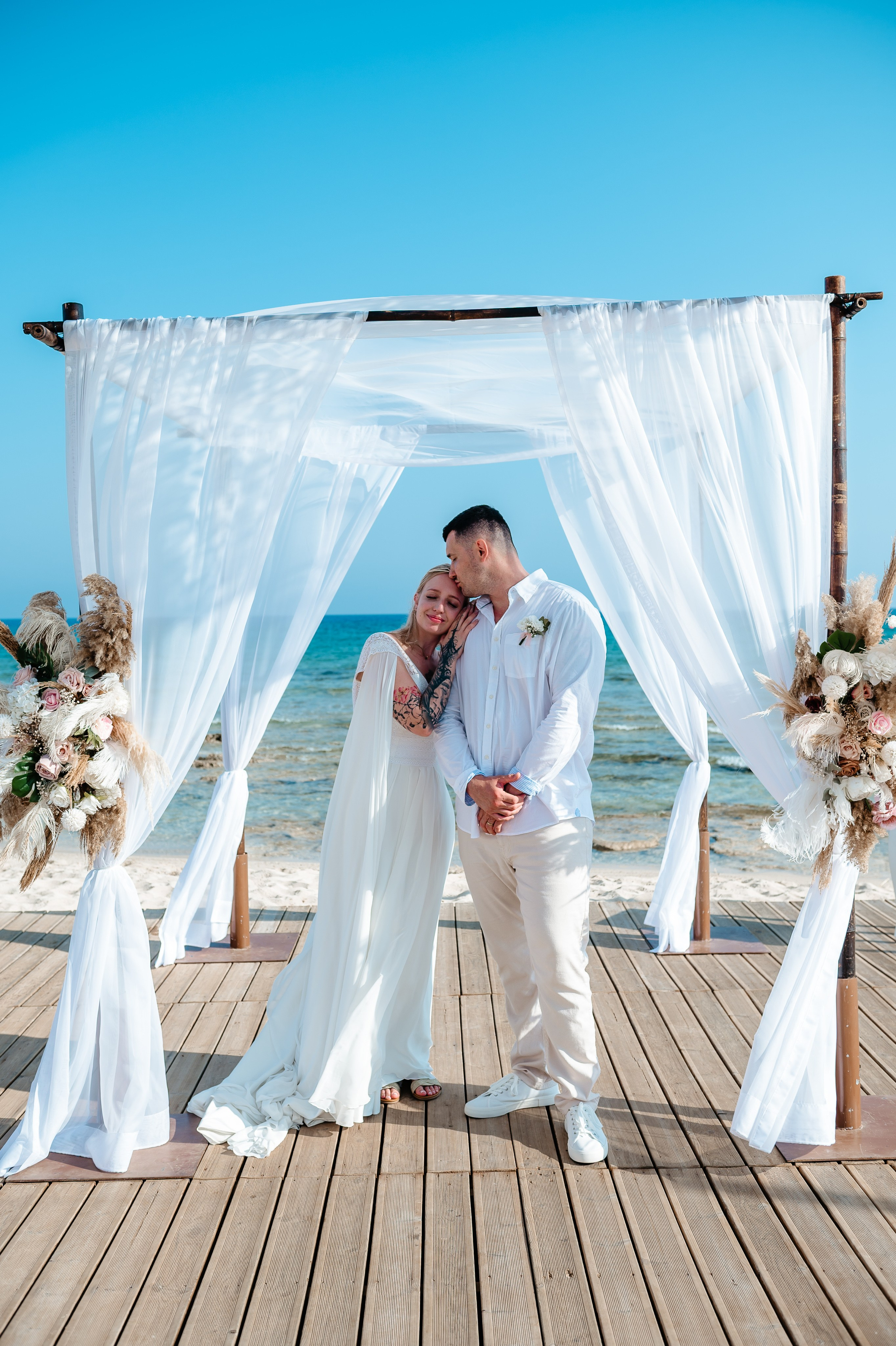 Ceremony sirens beach. AdrianOltean.wfolio.pro