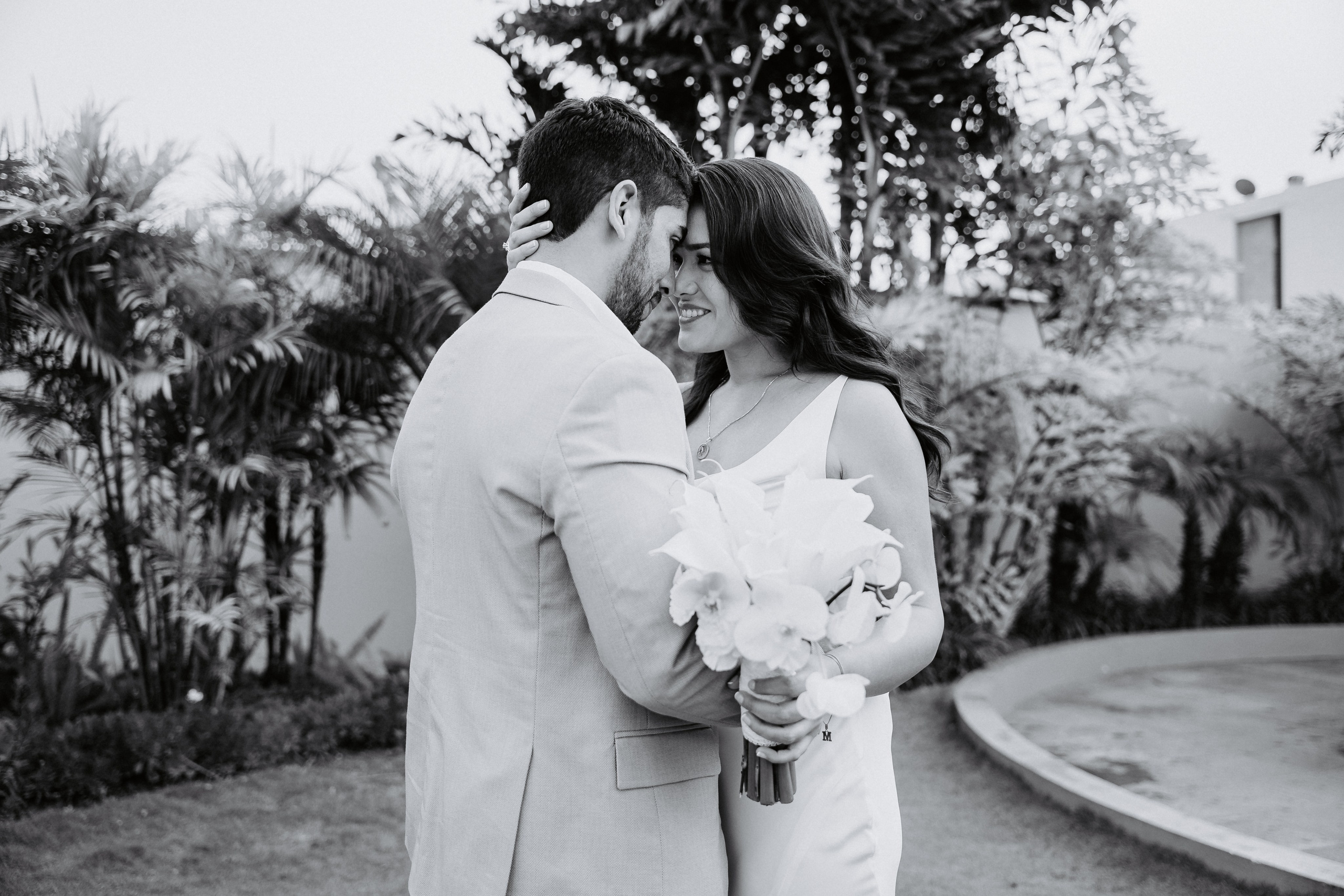 Boda civil. Fotógrafo de Bodas en Lima | Ronhy Altamirano. Fotografía narrativa y cinematográfica para bodas, quinceañeras y eventos exclusivos