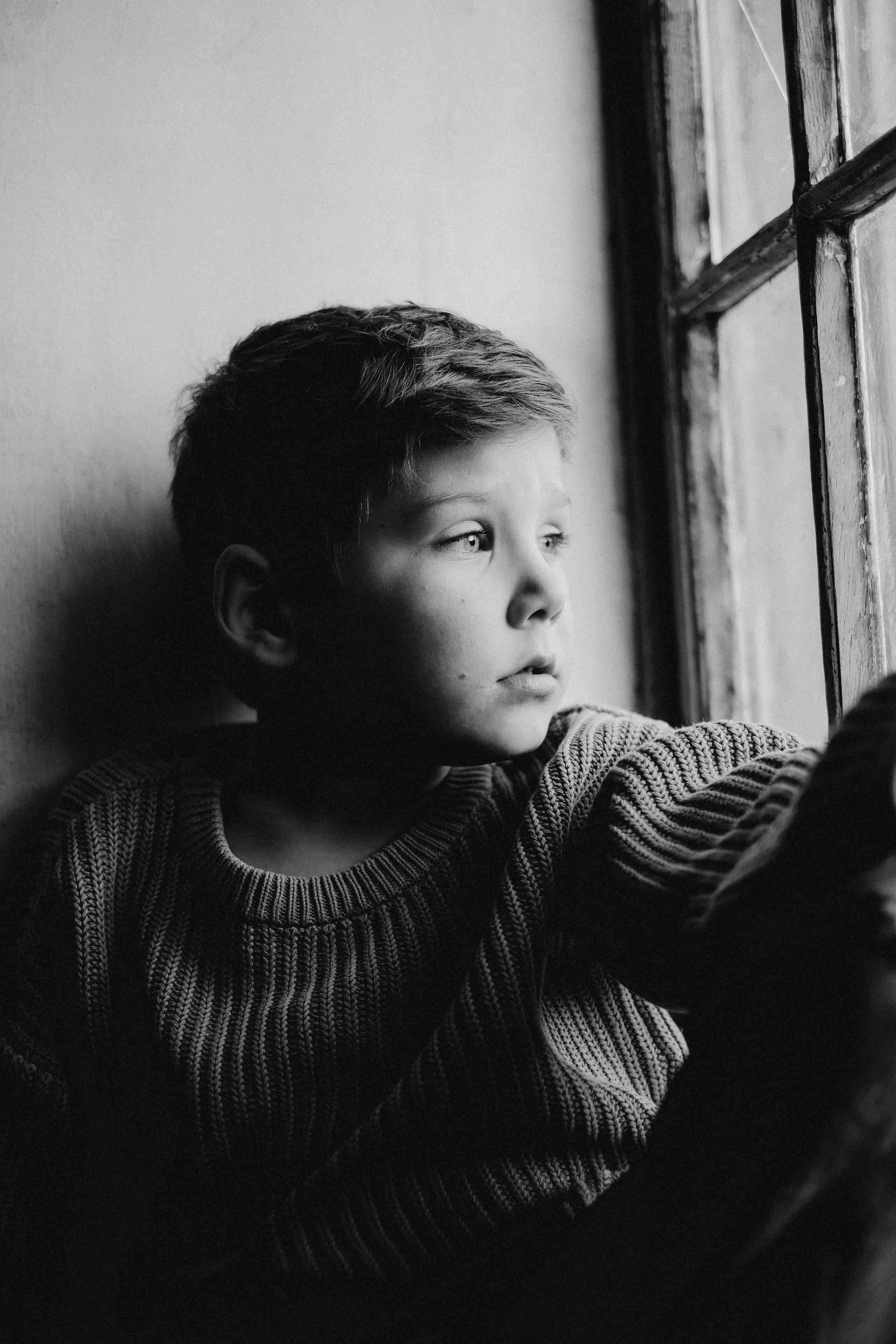 One year in a 500 years old house. Authentische Familienfotografie in Köln