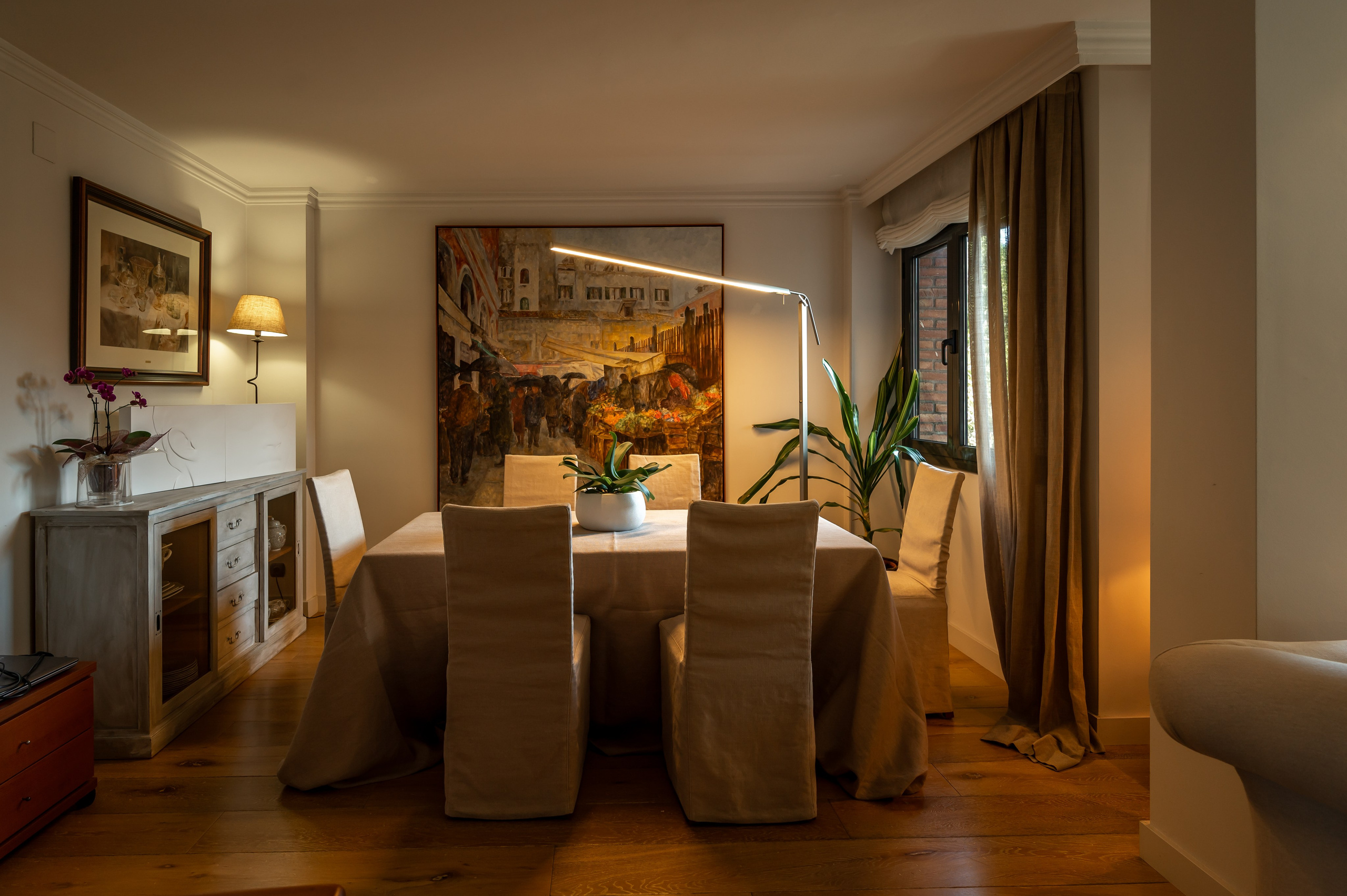 Interiores. Photographer, designer, contentmaker Ivan Batin