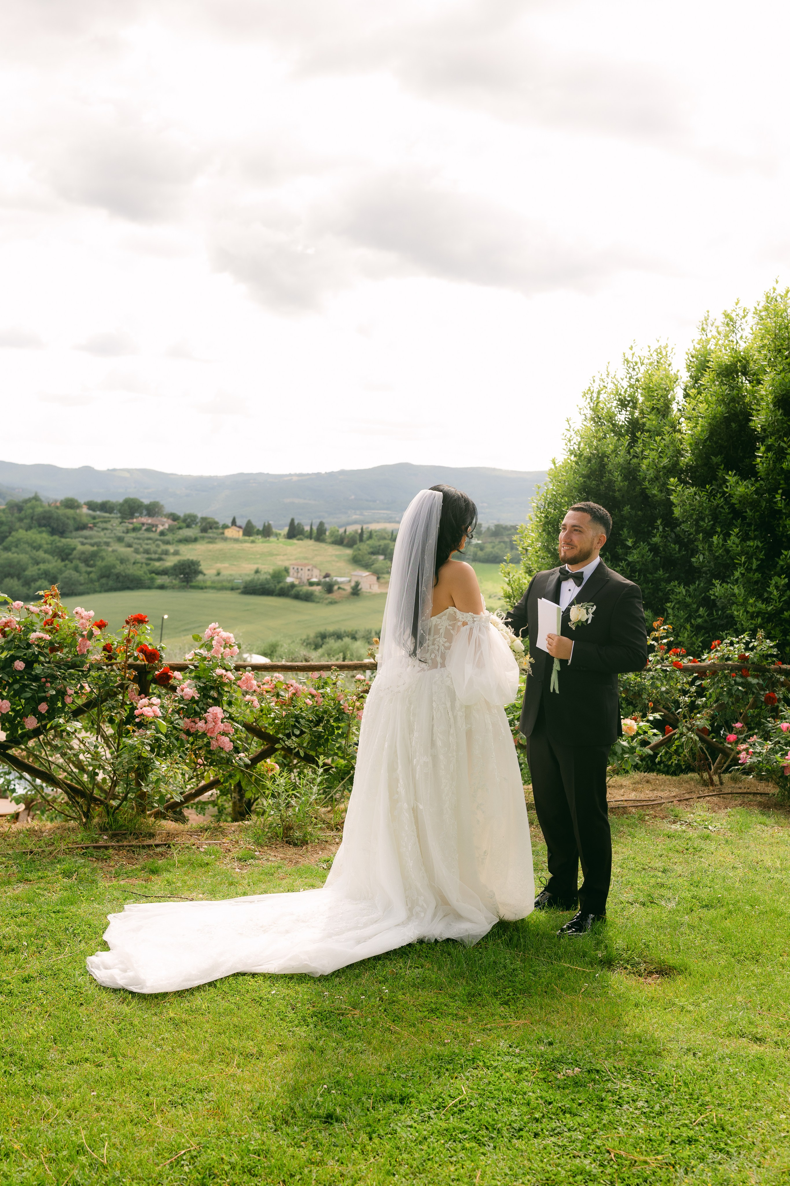 Elisa and John. Sara Luca Wedding Photographer in Italy and Europe