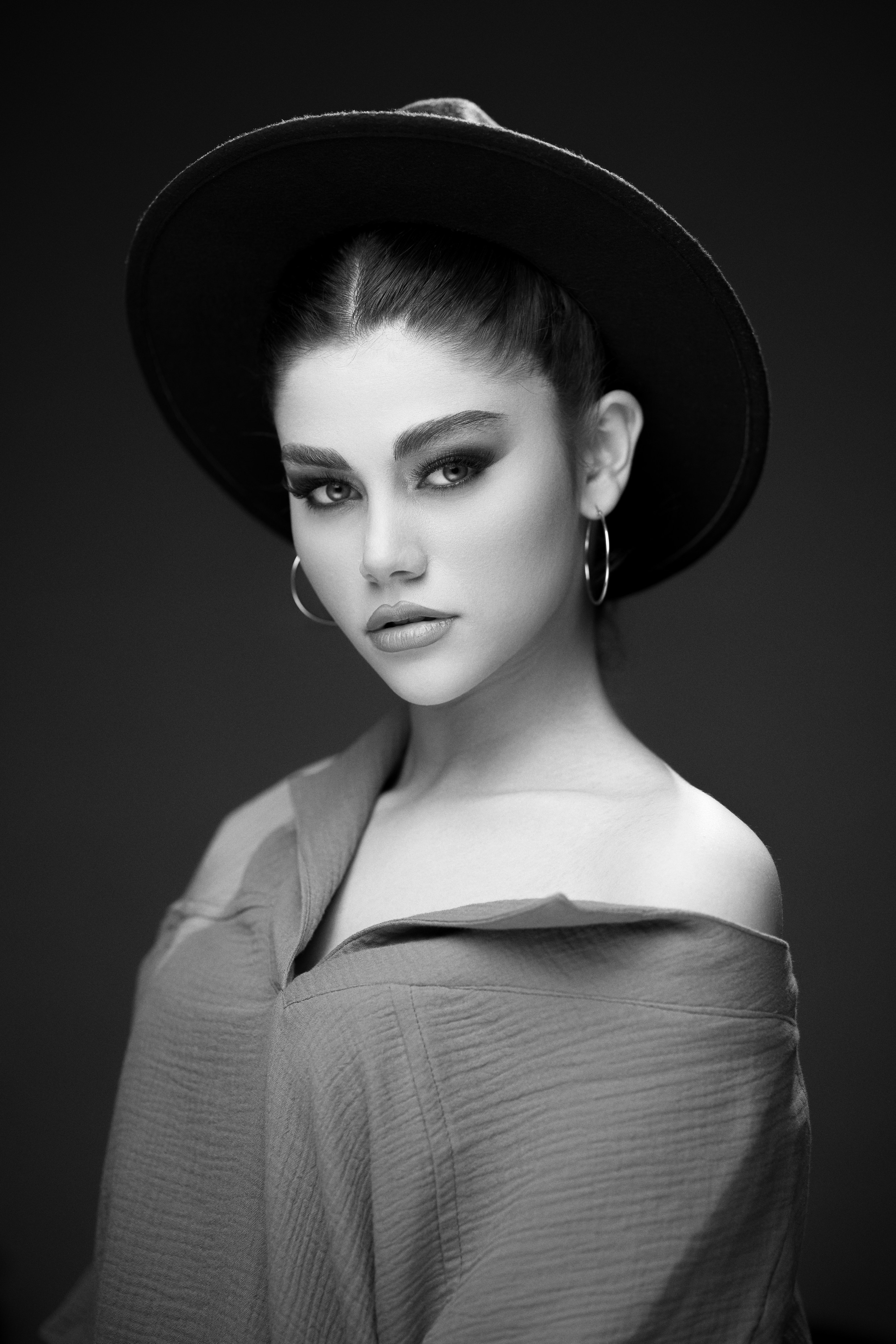 Beauty, Fashion and Glamour. Mehran Hadad — Portrait Photographer, Filmmaker and Youtuber