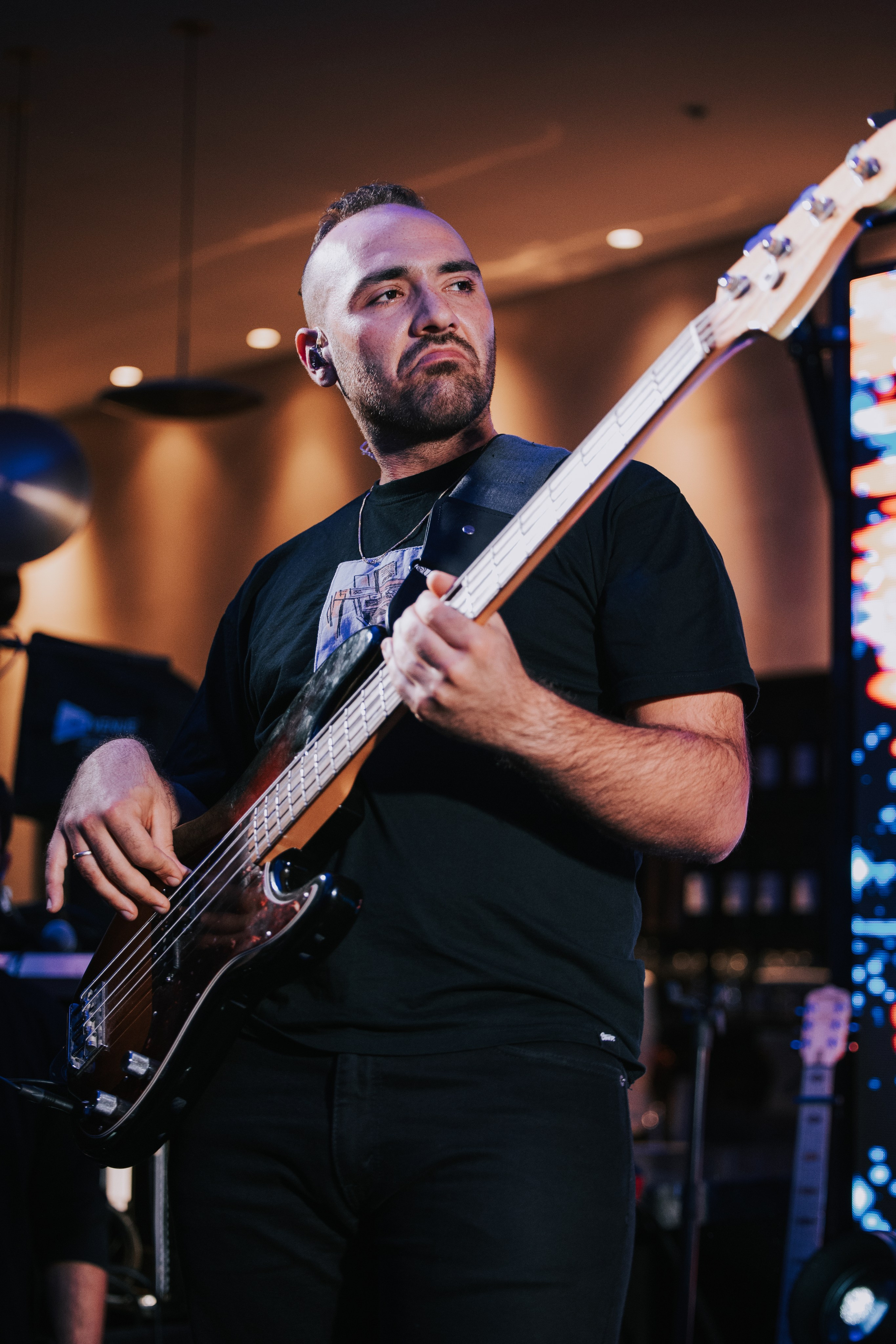 Pfizer. AMIR BUCHNIK PHOTOGRAPHER