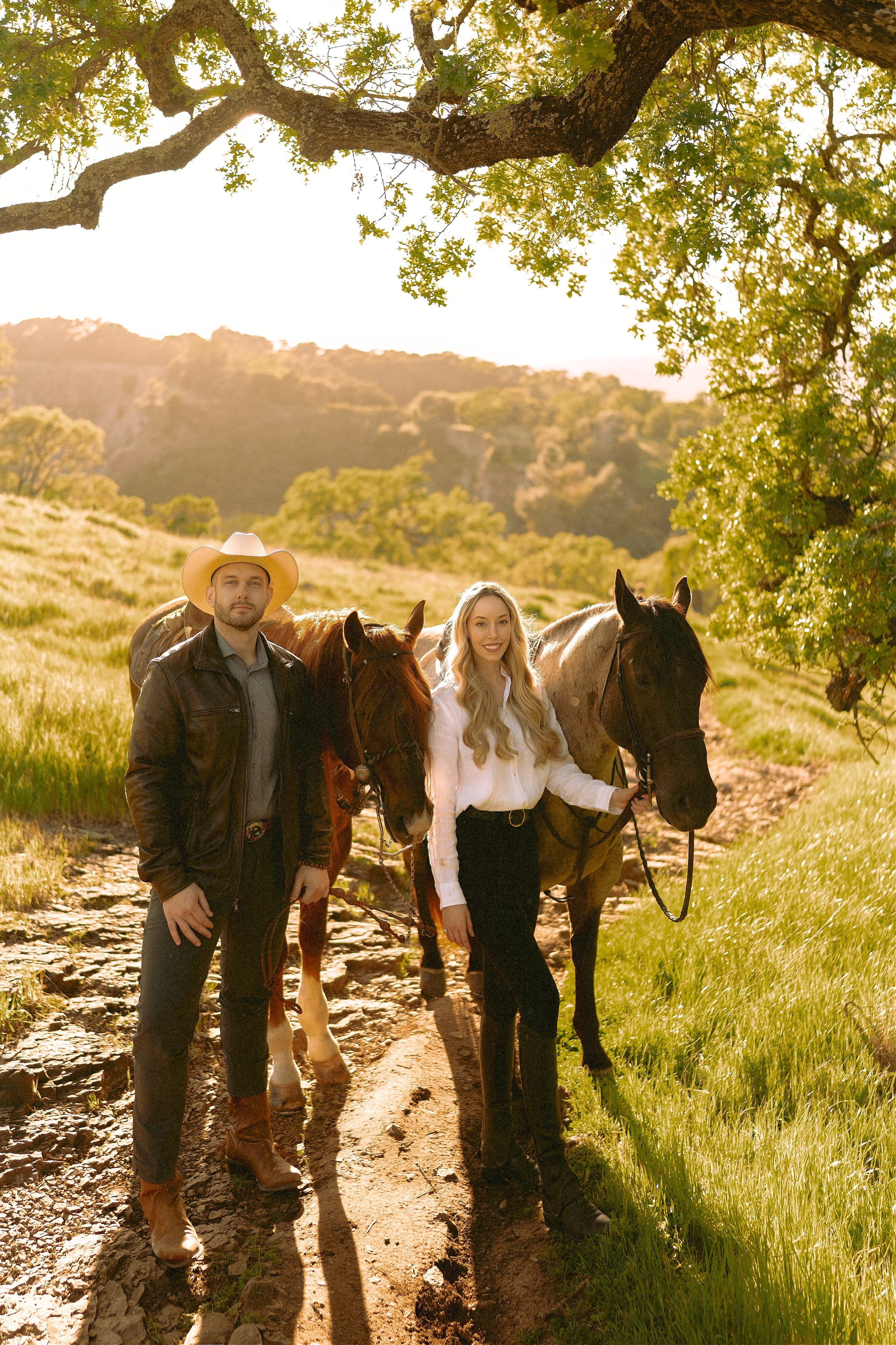 Engagement with Horses, Napa, Northern California. Wedding Photography & Videography Team in California, Los Angeles, San Francisco, San Diego and Travel