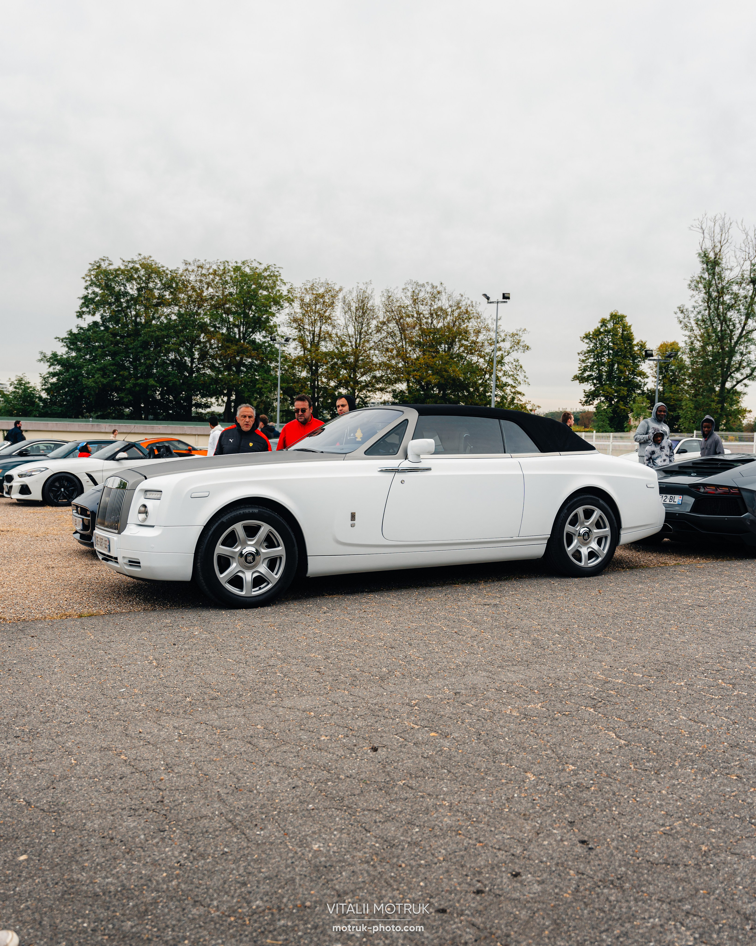 Cars and Coffee 29 septembre 2024. Photographe de voitures à Paris — Vitalii Motruk