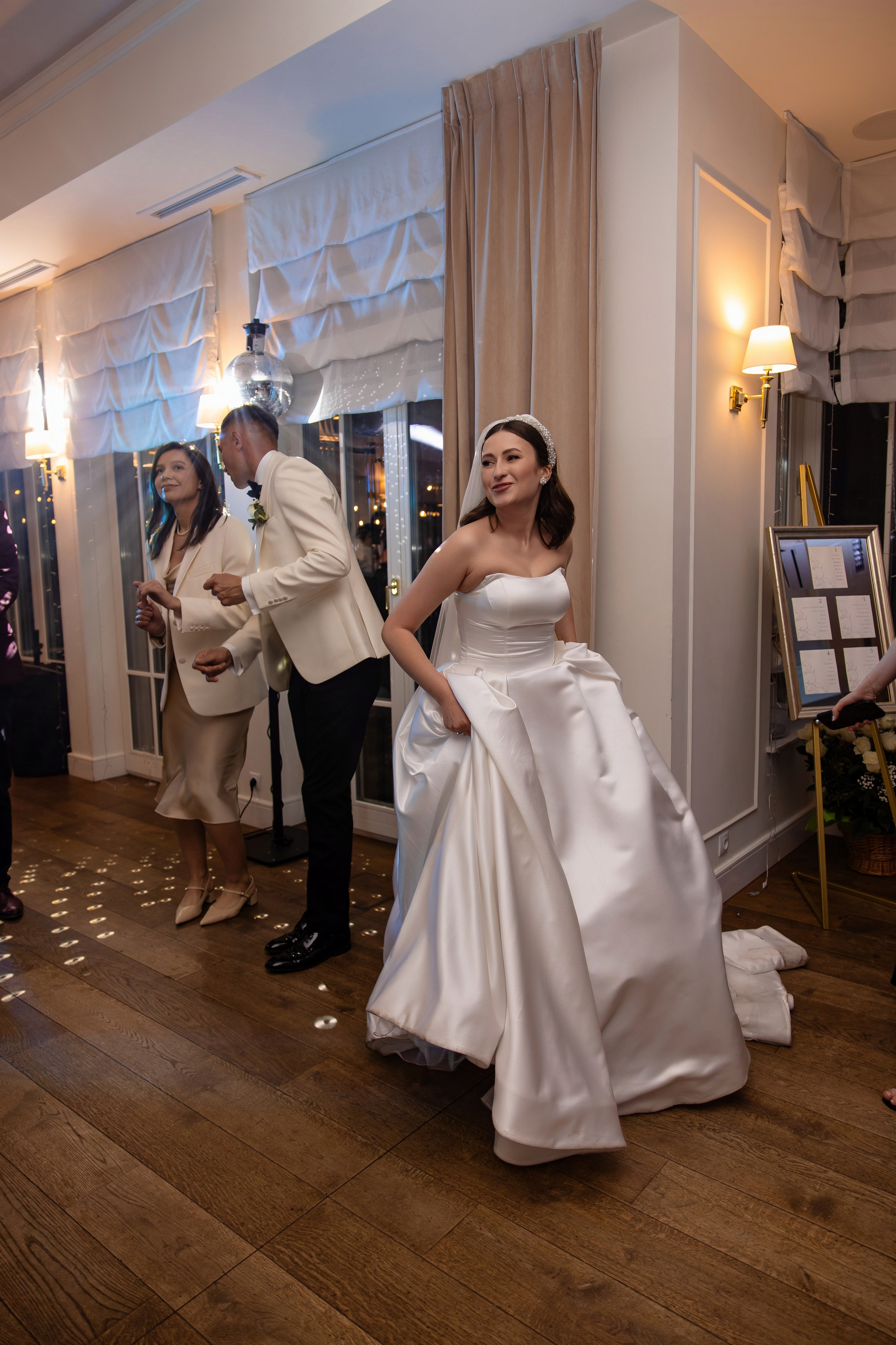 Василь + Іванна. Весільний, сімейний фотограф Варшава