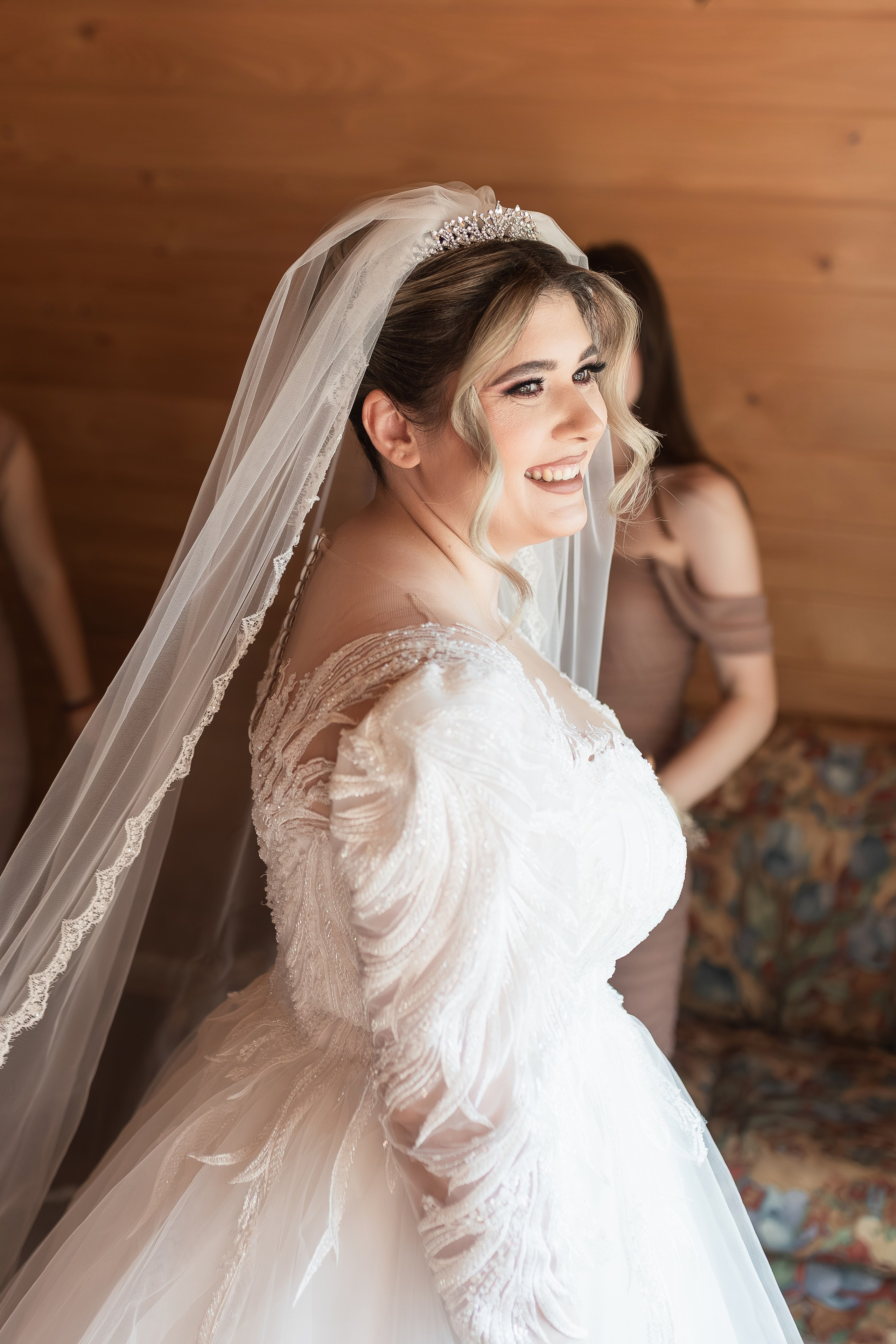 Oana & Andrei. Vlad Aconstantinesei Photographer