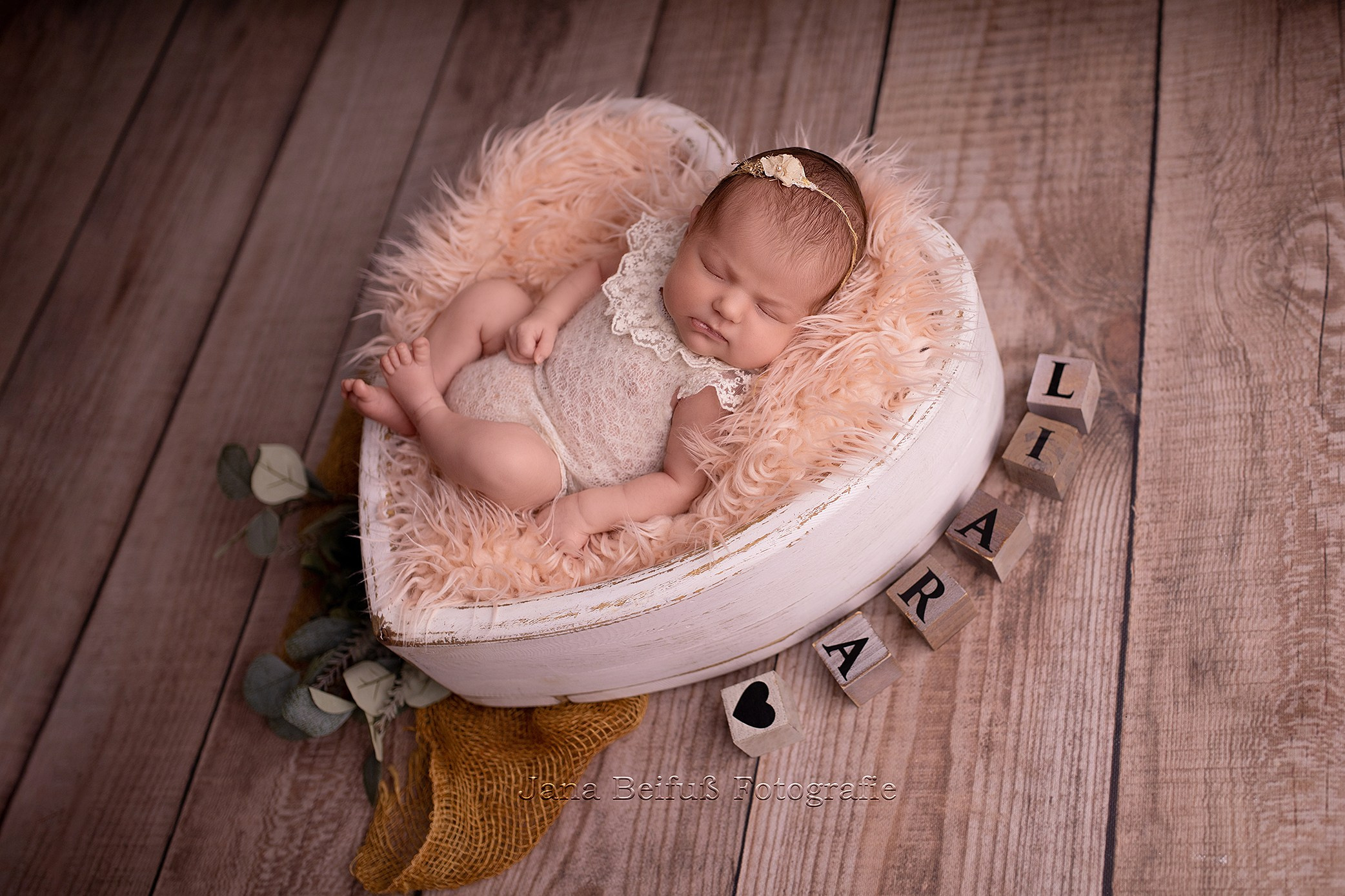 Neugeborenenshooting Weißenhorn, Neugeborenenshooting Ulm, Babyfotograf Ulm, Babyfotograf Senden, Babyfotograf Neu-Ulm Jana Beifuß Fotografie