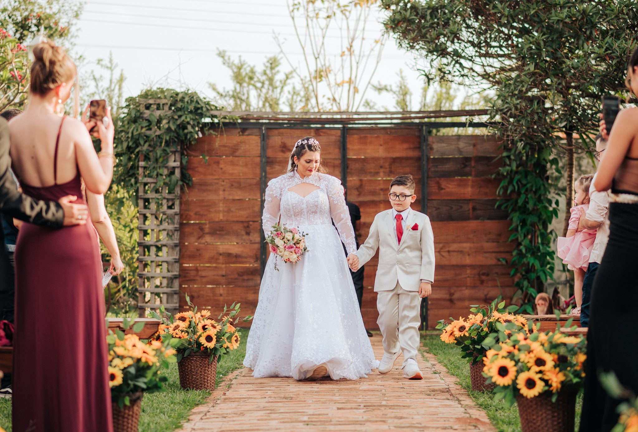 Aline & Daniel — Vila Casali / Piratininga SP. Robson Colaço