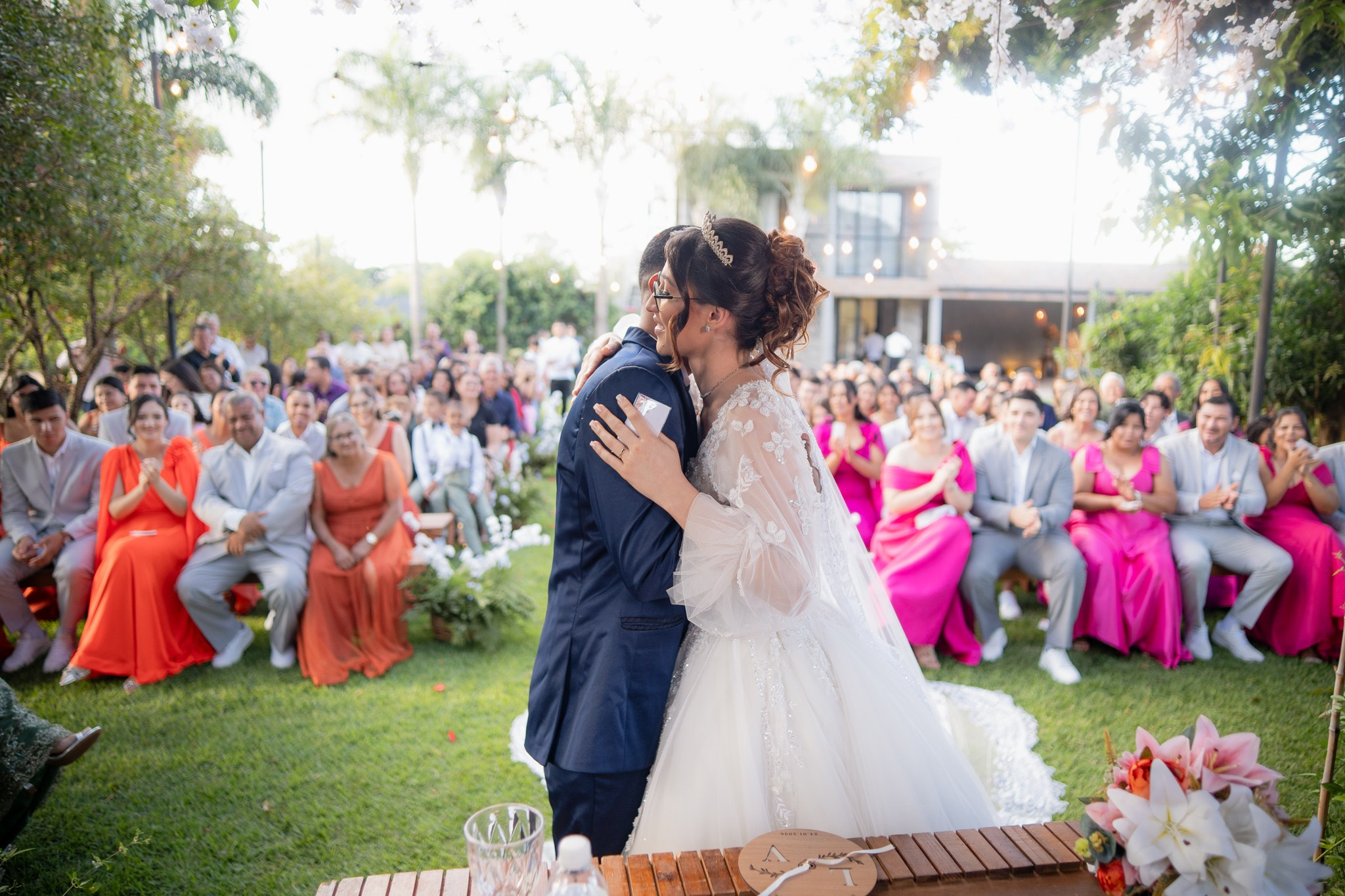 Larissa & Vinicius — Espaço Faveral / Aararaquara. Robson Colaço