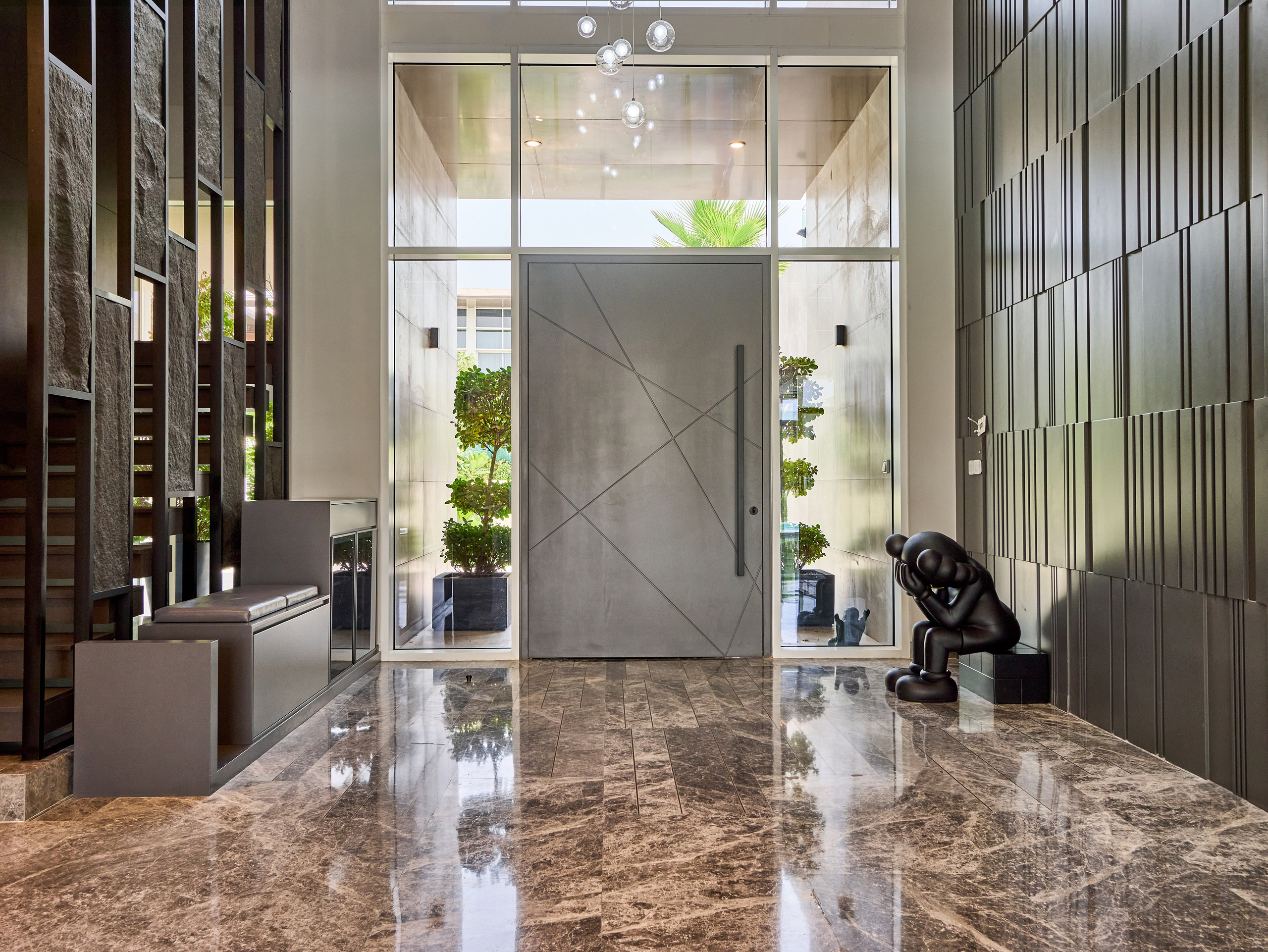 Real Estate Photography in Dubai — Interior & Villa Photos for Bayut, Airbnb, Property Finder. Hotel Photographer in Dubai — Interiors & Commercial by Oleg Novikov