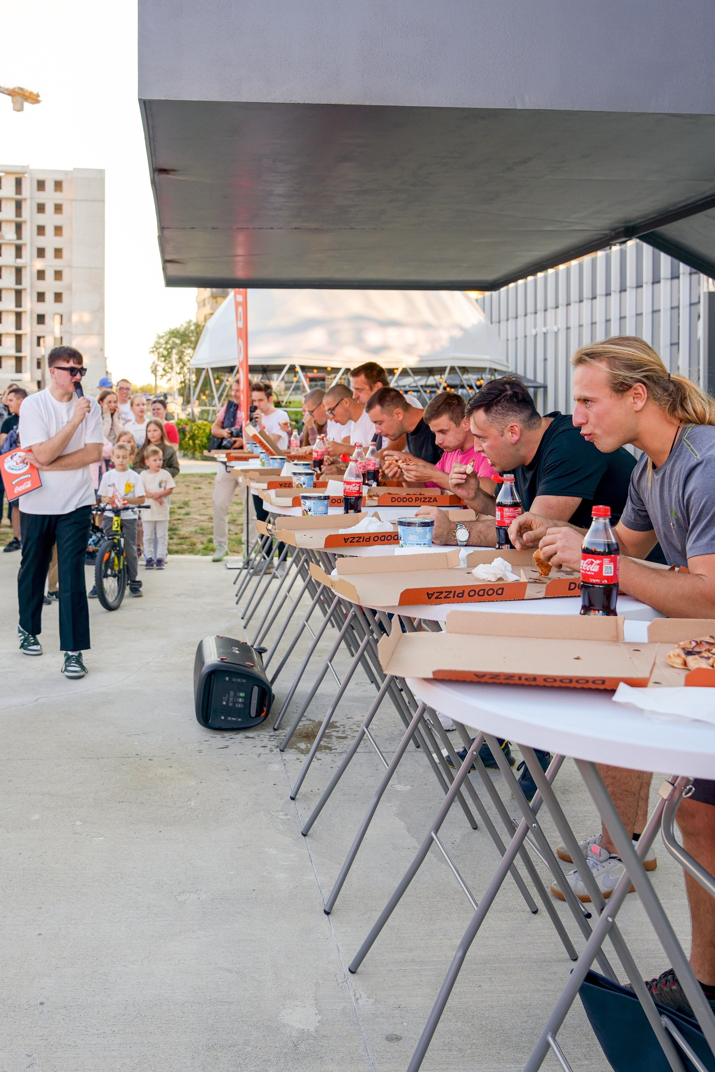Dodo Pizza Picų Valgymo Čempionatas!. Elina Sapiega fotografė Vilniuje