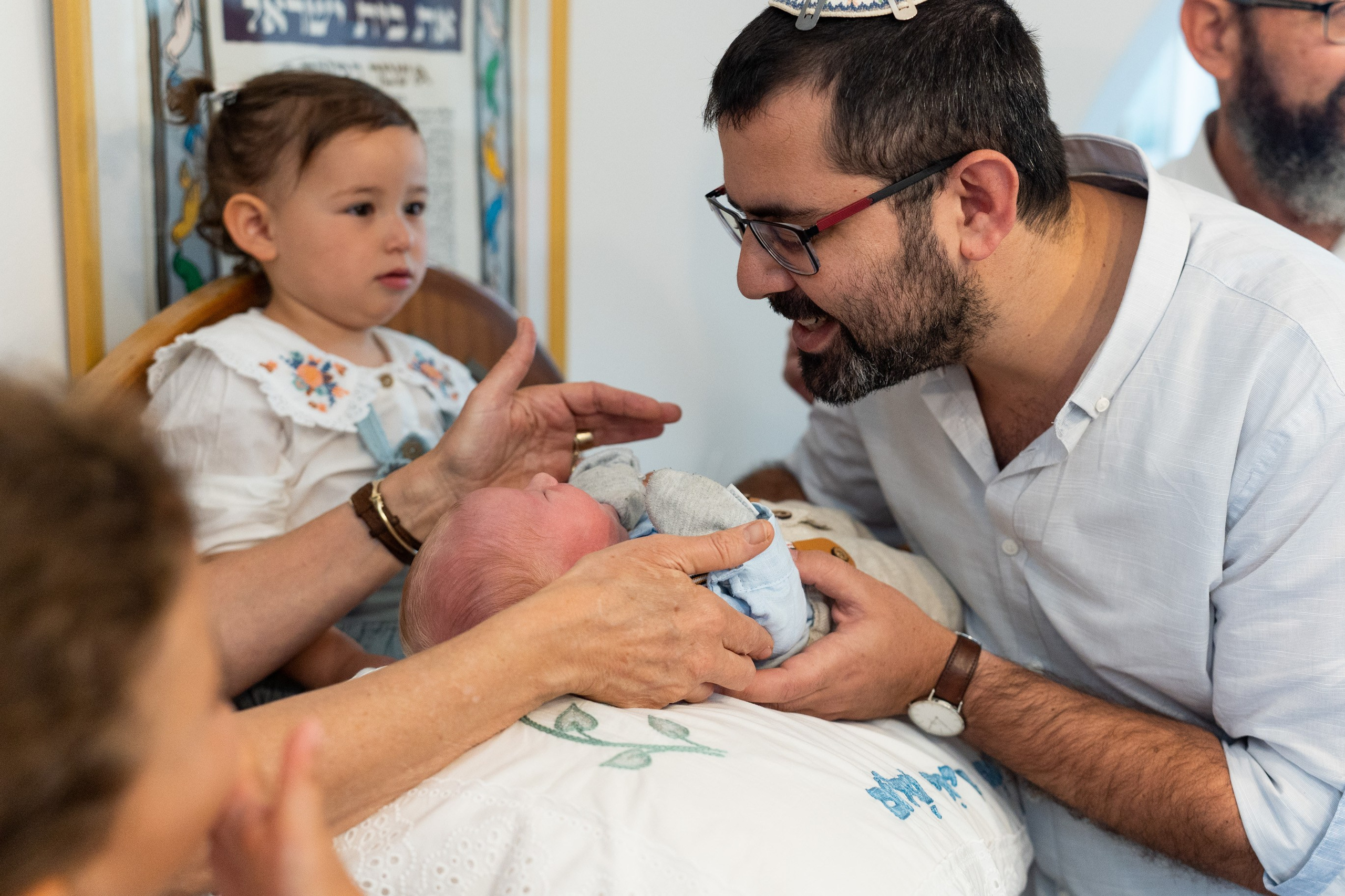 משפחת ברנד. יוסף מזרחי צילום חתונה, ברית וזוגיות. צלם מקצועי שאוהב להוציא אתכם הכי יפים ברגעים הכי מרגשים