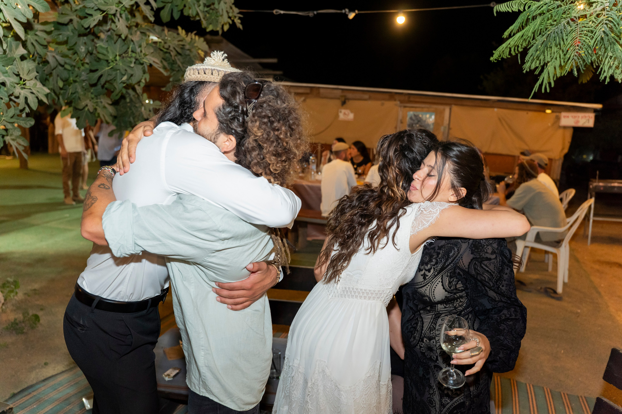 אביה ואחיה. יוסף מזרחי צילום חתונה, ברית וזוגיות. צלם מקצועי שאוהב להוציא אתכם הכי יפים ברגעים הכי מרגשים