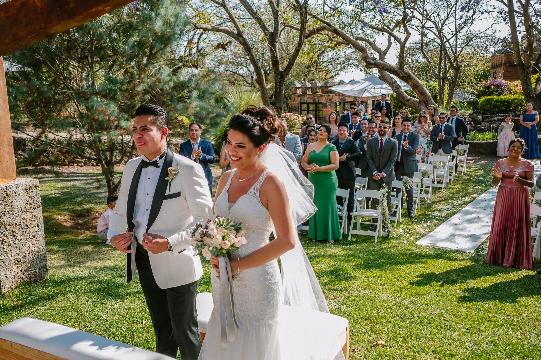 Yenisel & Raul / Tepoztlan. Wedding and family photographer in Mexico City