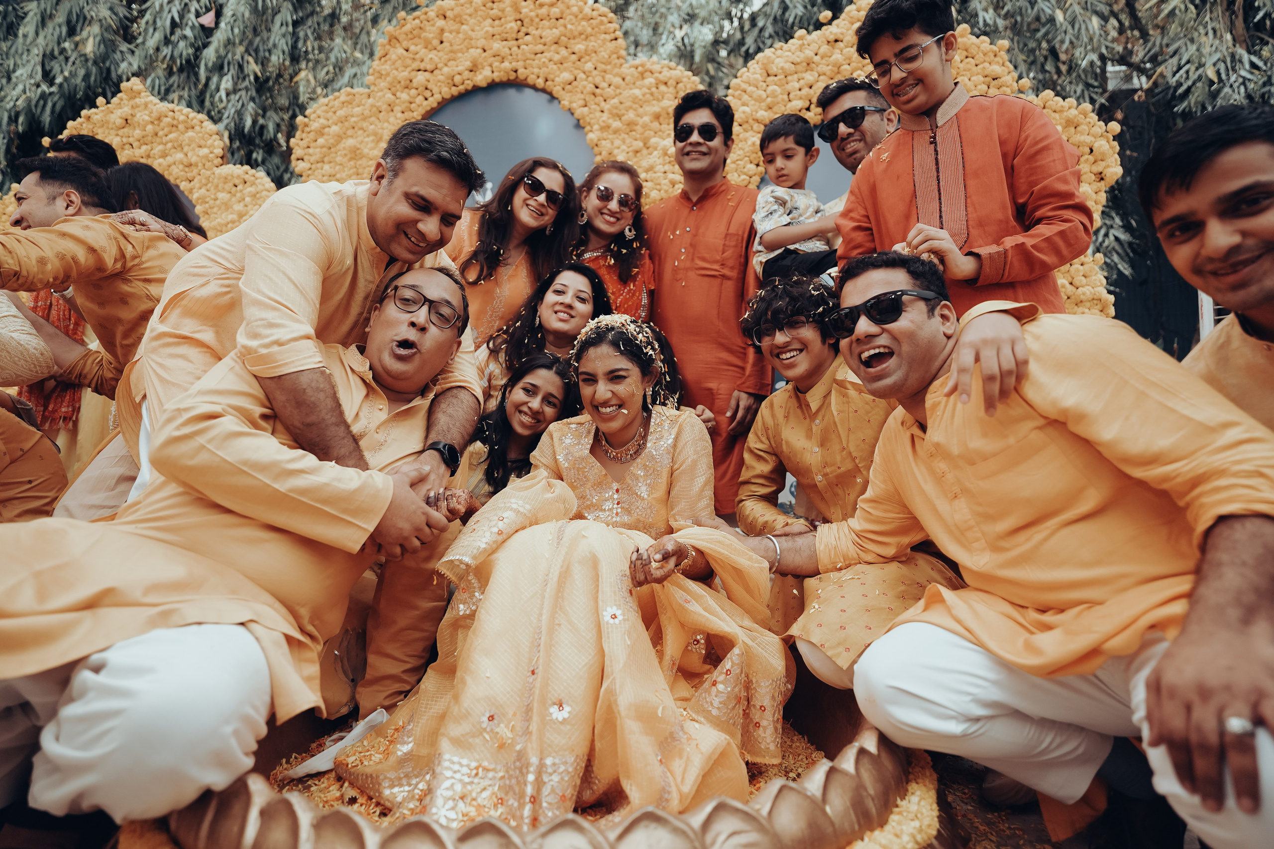 HALDI & MEHANDI. Wedding photographer Stalen Robert