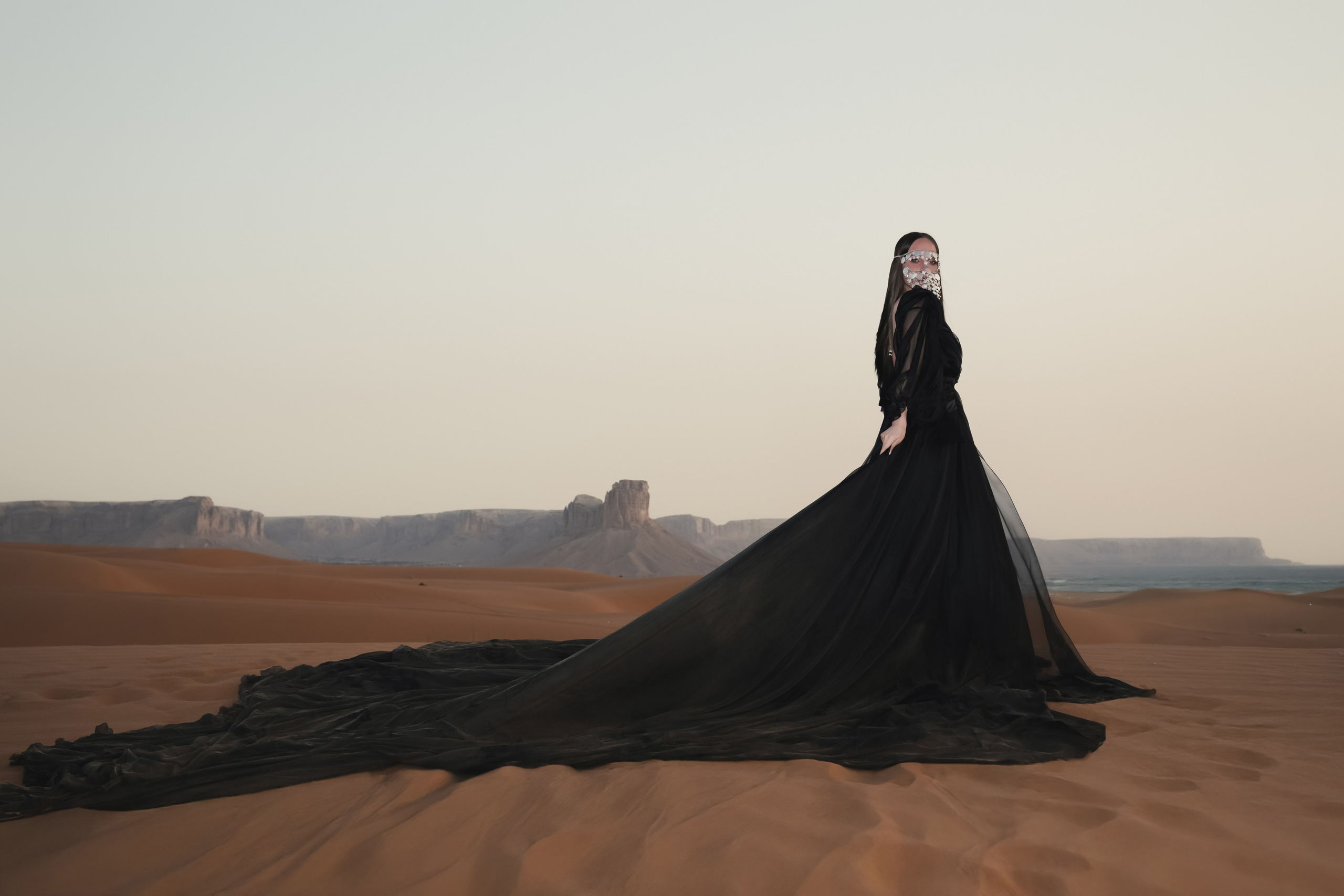 Desert Photo Shoot. Portrait, Lifestyle and Lovestory photographer in Riyadh