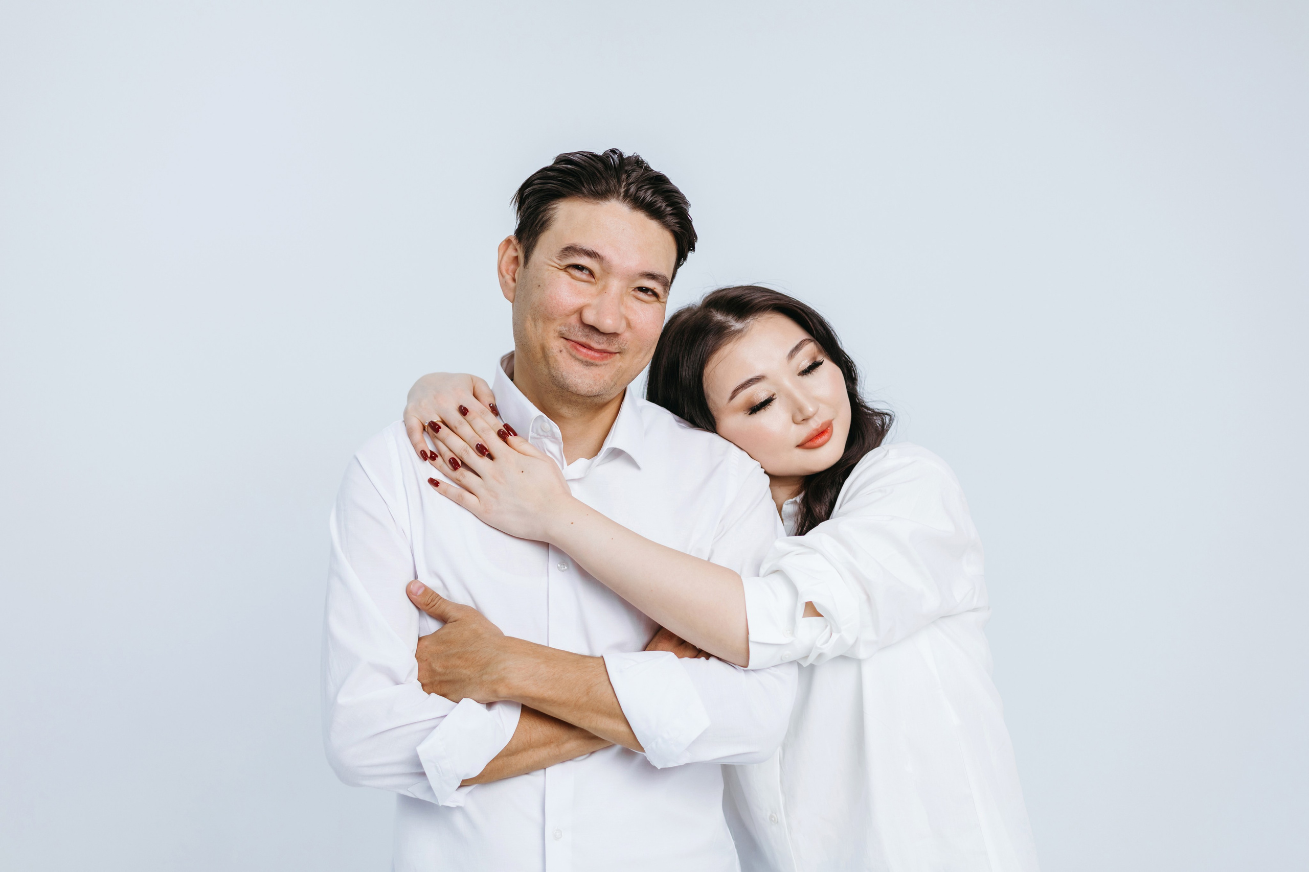 Студийная фотосъемка для пары. Фотограф в Бишкеке Оксана Шувалова