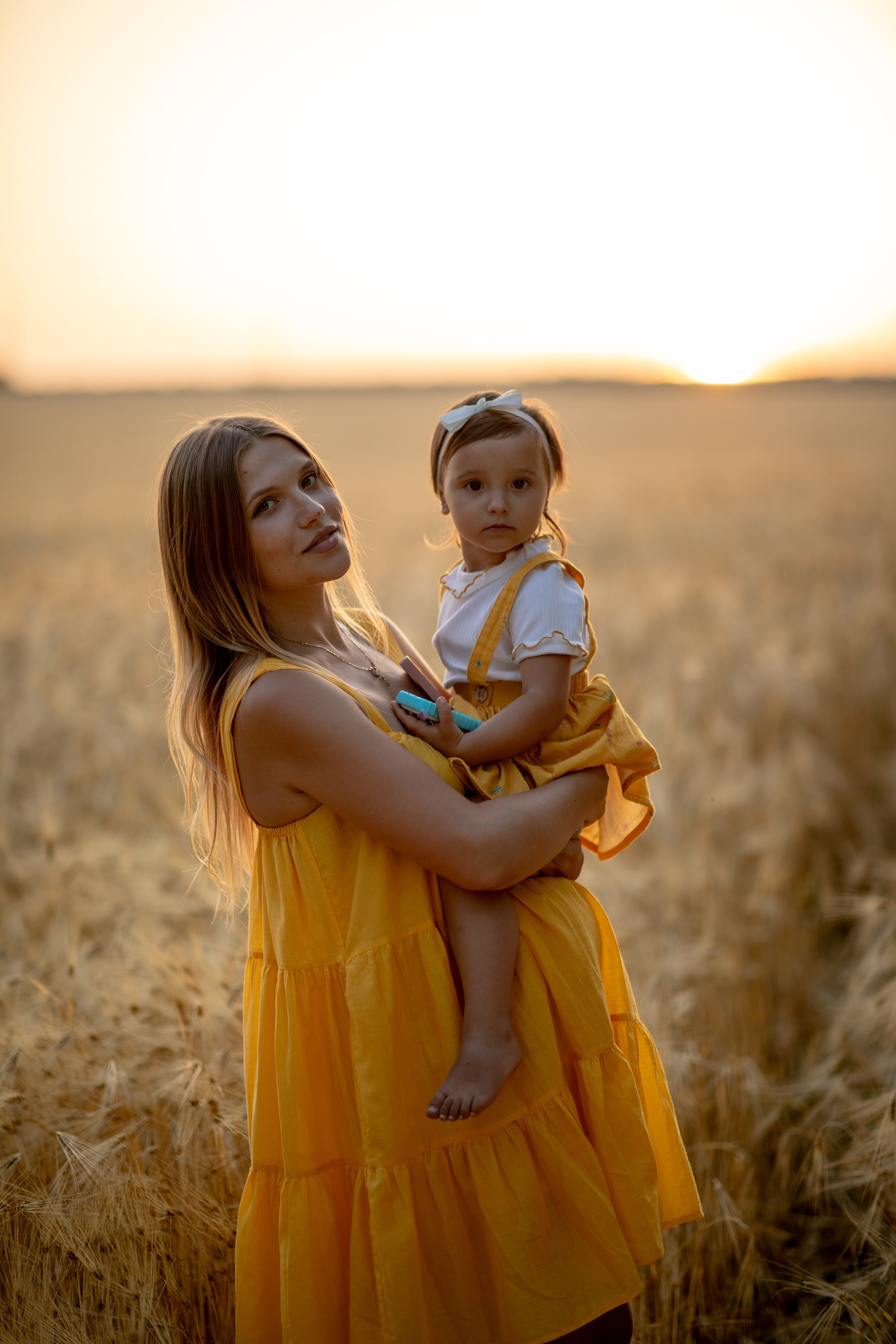 Family photo Maria si Elenica. N.D.photograph - fotograf de familie și portrete în Republica Moldova