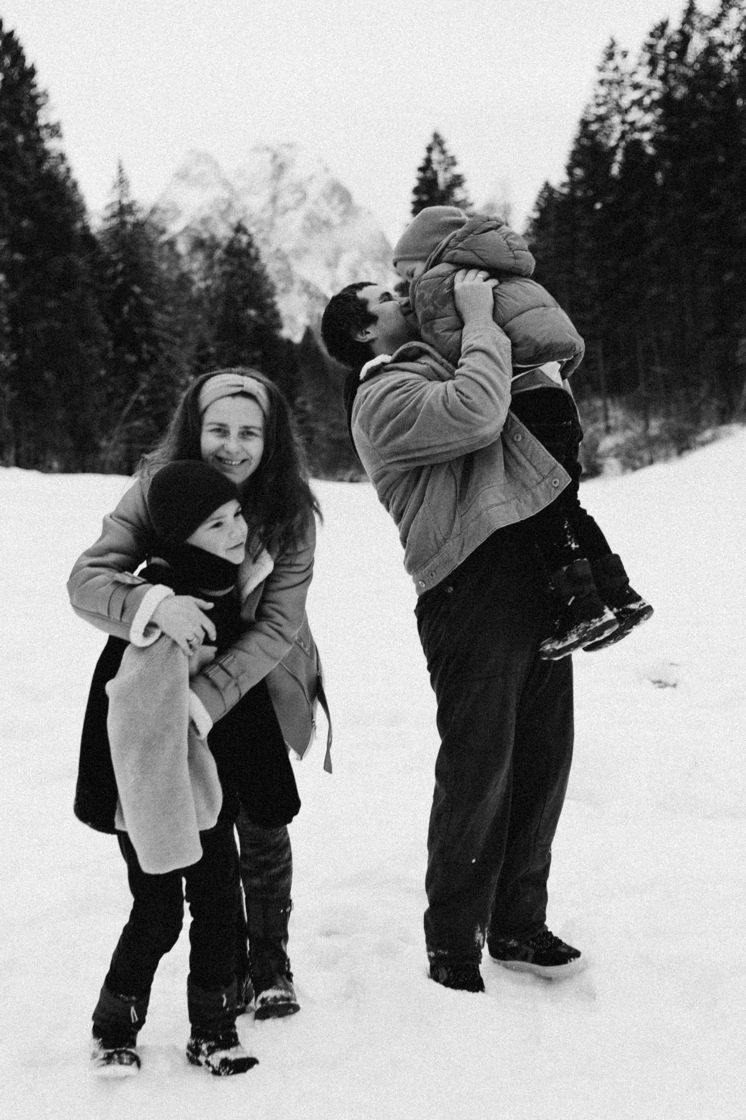Familie / Kinder. Fotografin Larysa Chepurko| Füssen| Garmisch-Partenkirchen| Weilheim| Schongau| Murnau| München | Hochzeitsfotograf Füssen | Larysa Photo