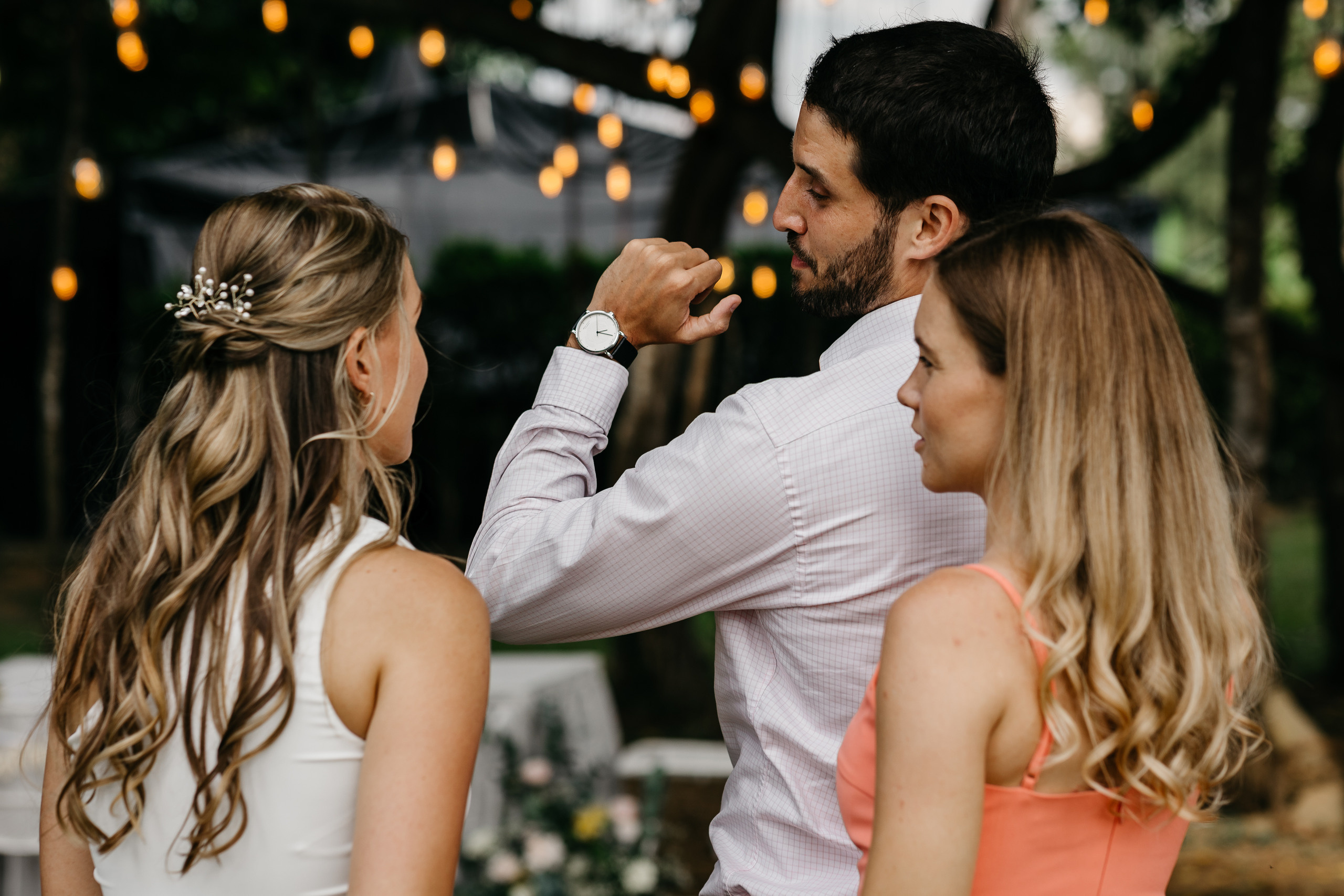 Wedding day of Natalia & Mate. Photographer in Singapore Kate Bird