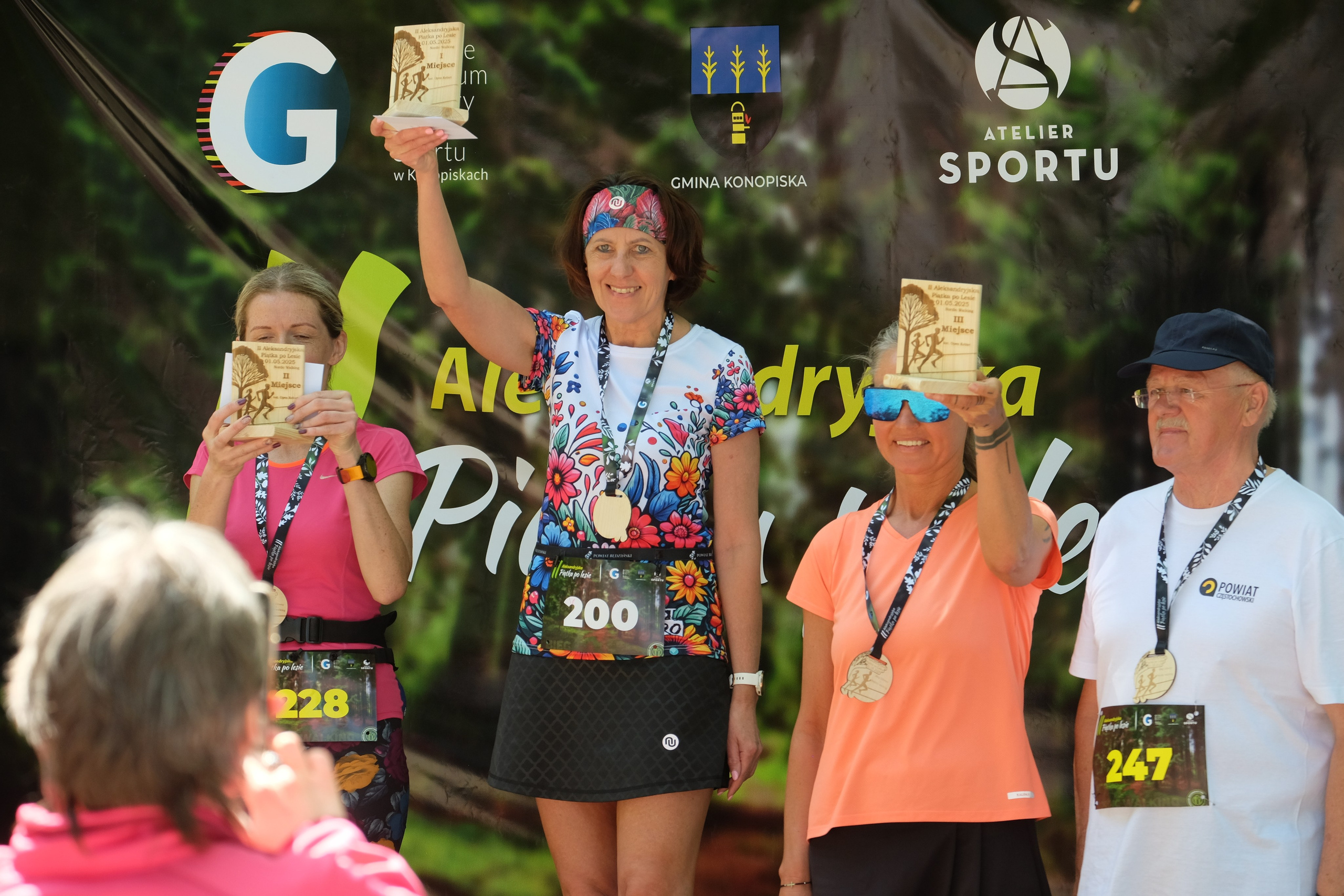 Aleksandryjska Piątka po lesie. Main