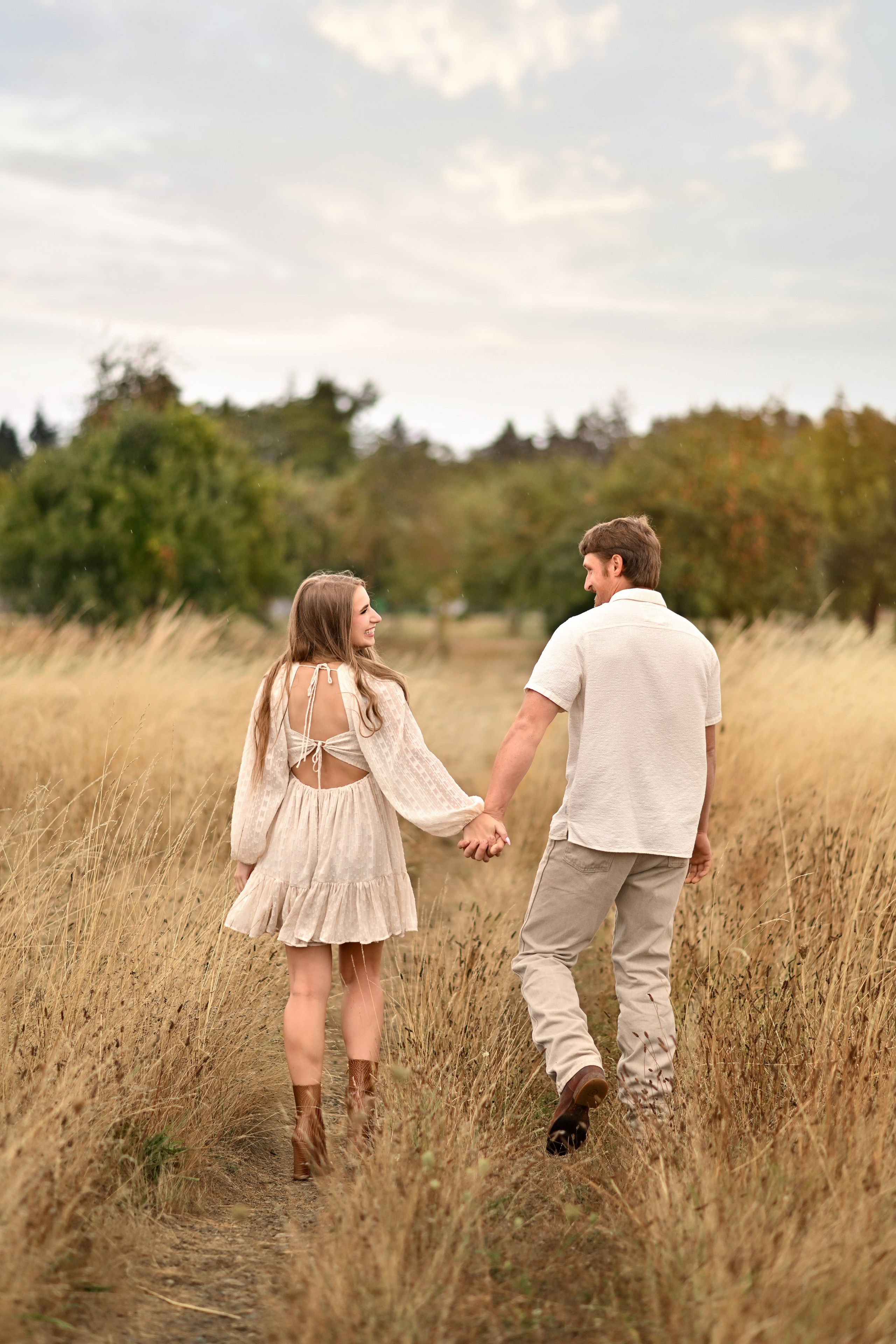 Romantic Couple Session Portland OR | Love Story. Alena Tau | Wedding & Family Photographer Vancouver WA and Portland OR